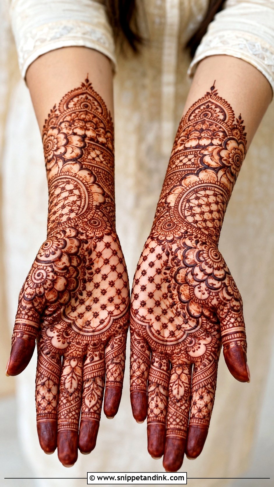 Front Hand Jaali Mehndi Design - Snippet and Ink - 35 Stylish Front Hand Mehndi Designs