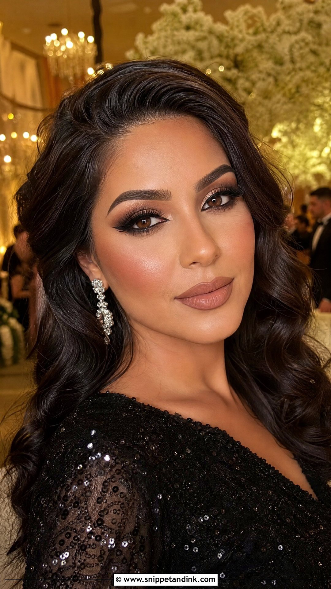 Full Glam Wedding Guest Makeup - Snippet and Ink - 35 Wedding Guest Makeup Ideas