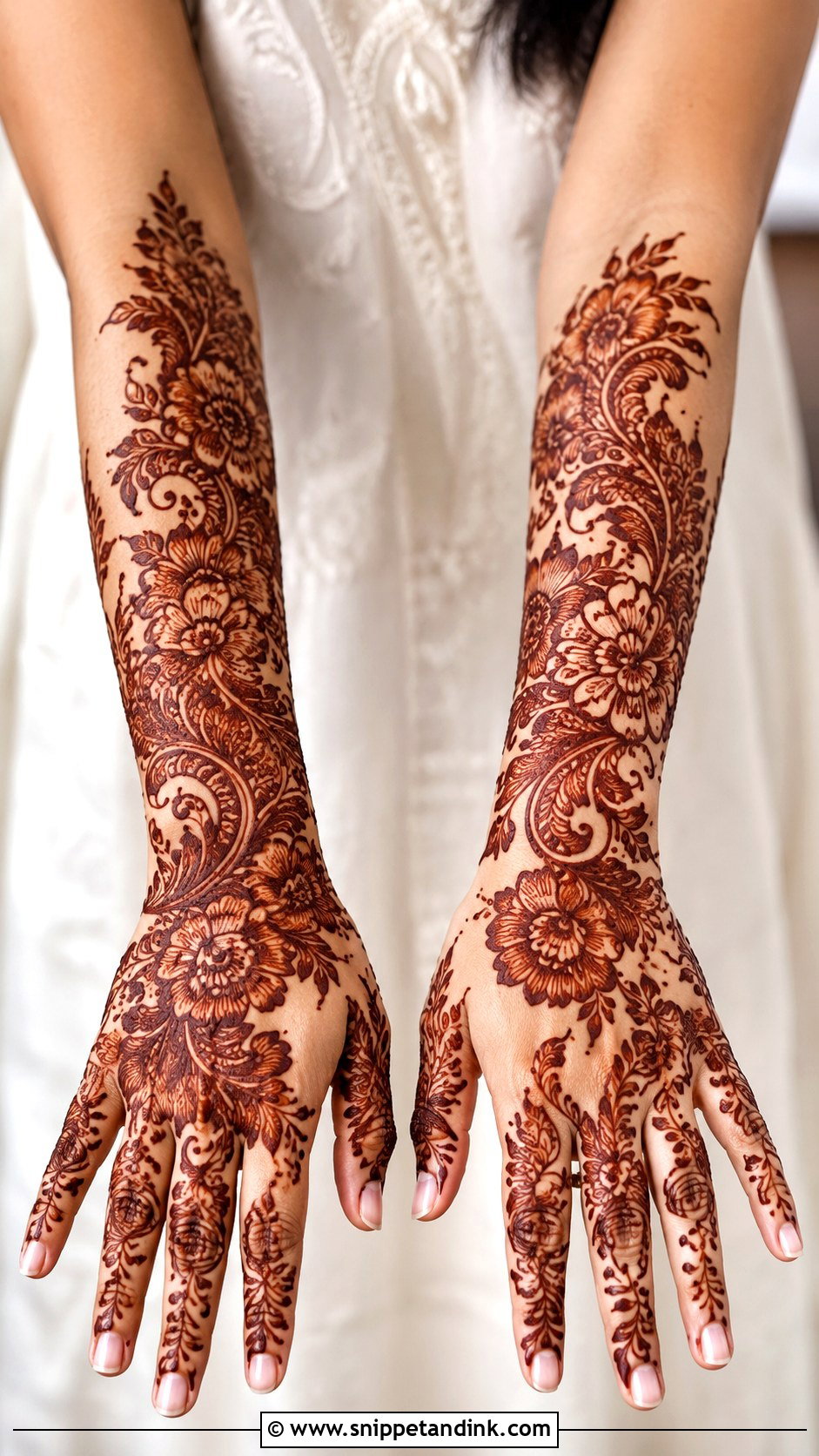 Full Hand Arabic Mehndi Design - Snippet and Ink - 35 Beautiful Mehndi Design Ideas