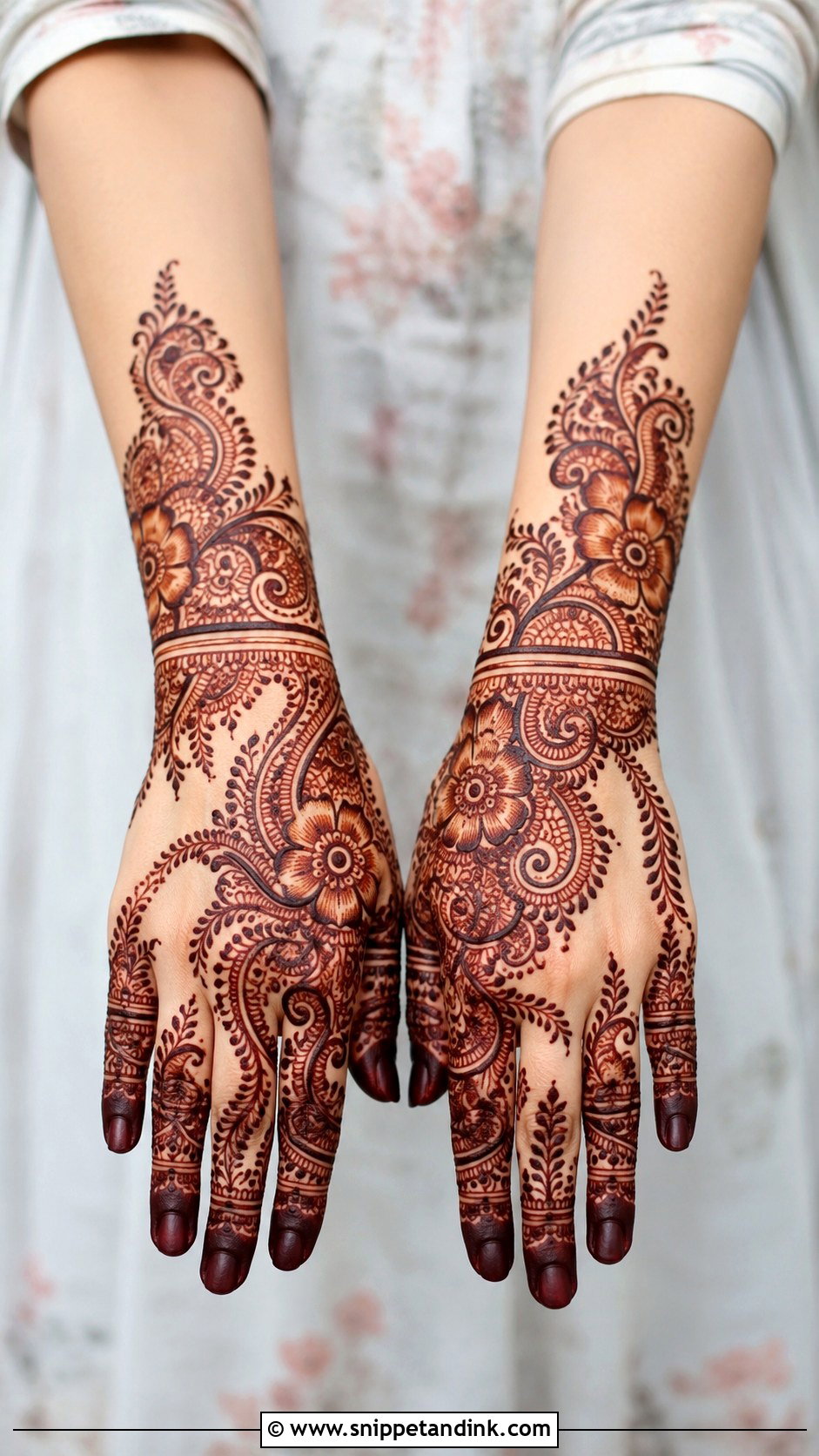 Full Hand Arabic Mehndi Design Front Hand - Snippet and Ink - 35 Latest Arabic Front Hand Mehndi Designs