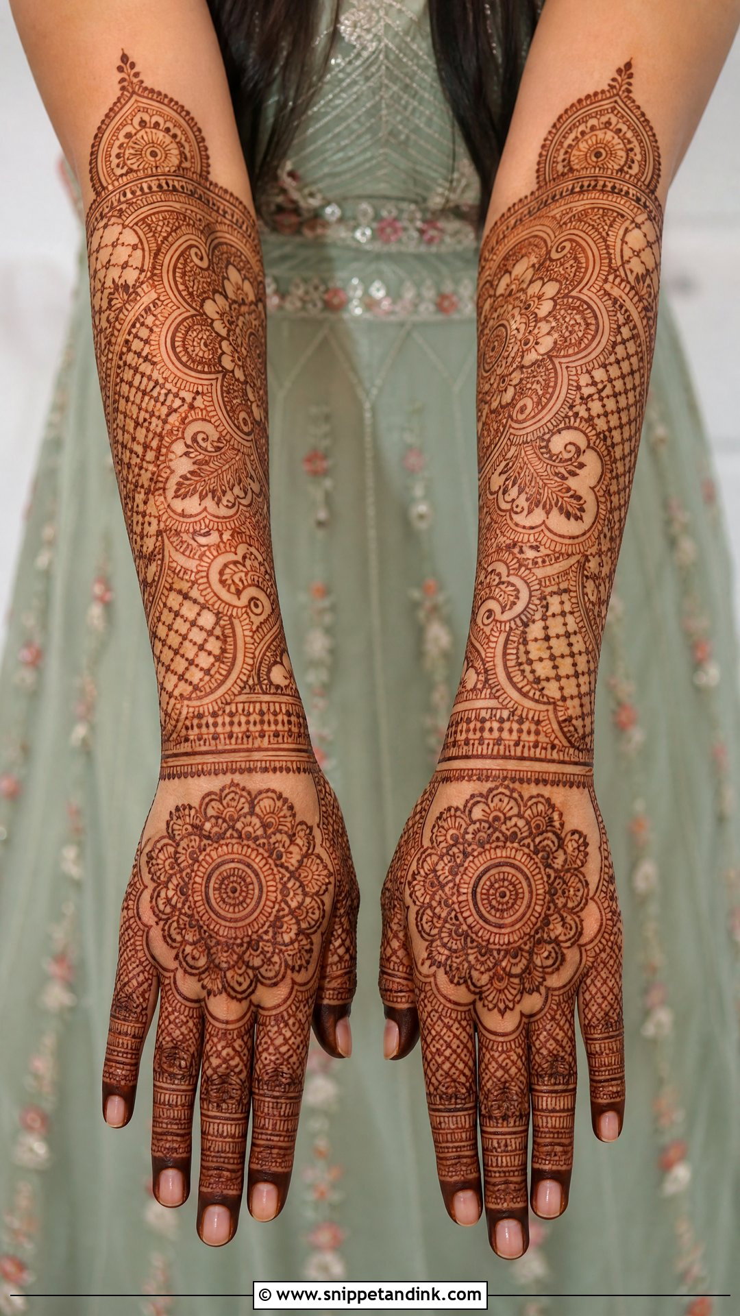 Full Hand Back Bridal Mehndi Design - Snippet and Ink - 20 Latest Unique Back Bridal Mehndi Designs