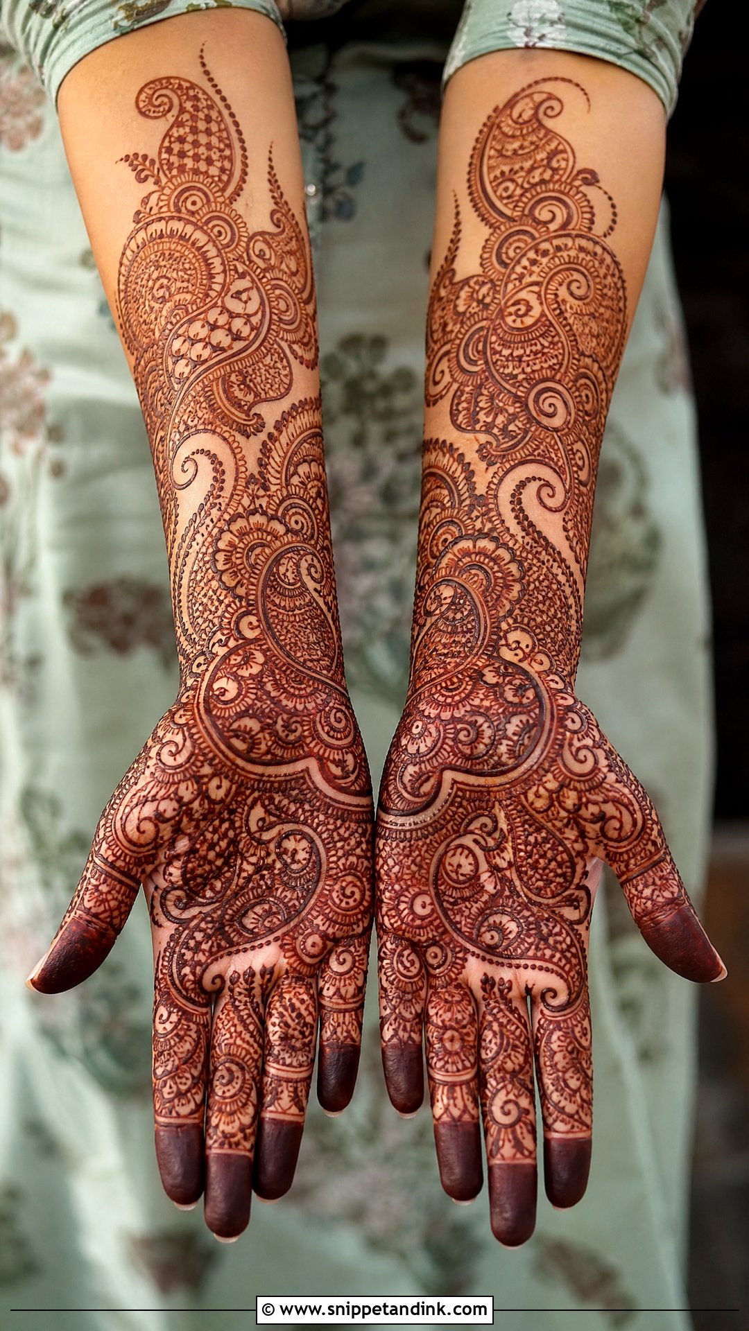 Full Hand Bridal Mehndi With Paisley Design - Snippet and Ink - 20 Full Bridal Mehndi Designs