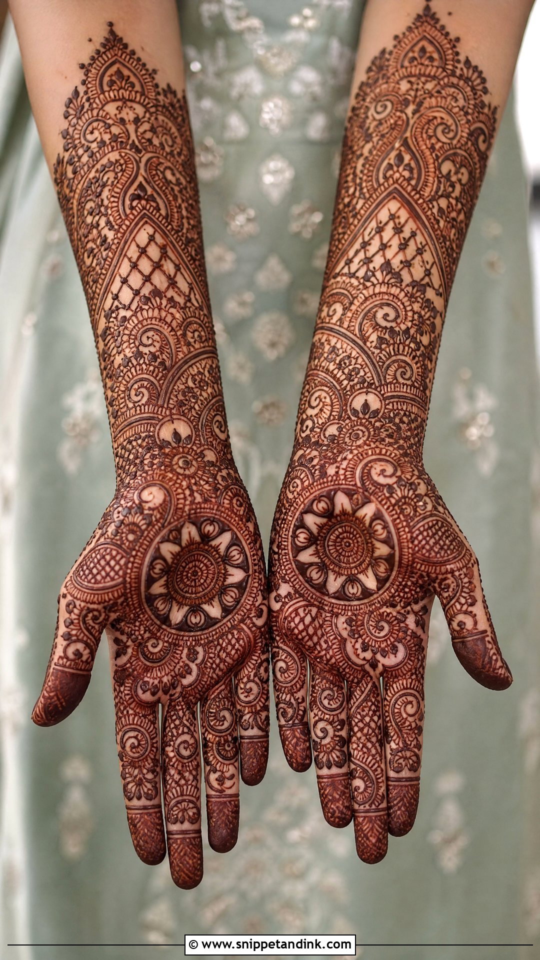 Full Hand Bridal Tikki Mehndi Design - Snippet and Ink - 20 Bridal Tikki Mehndi Designs
