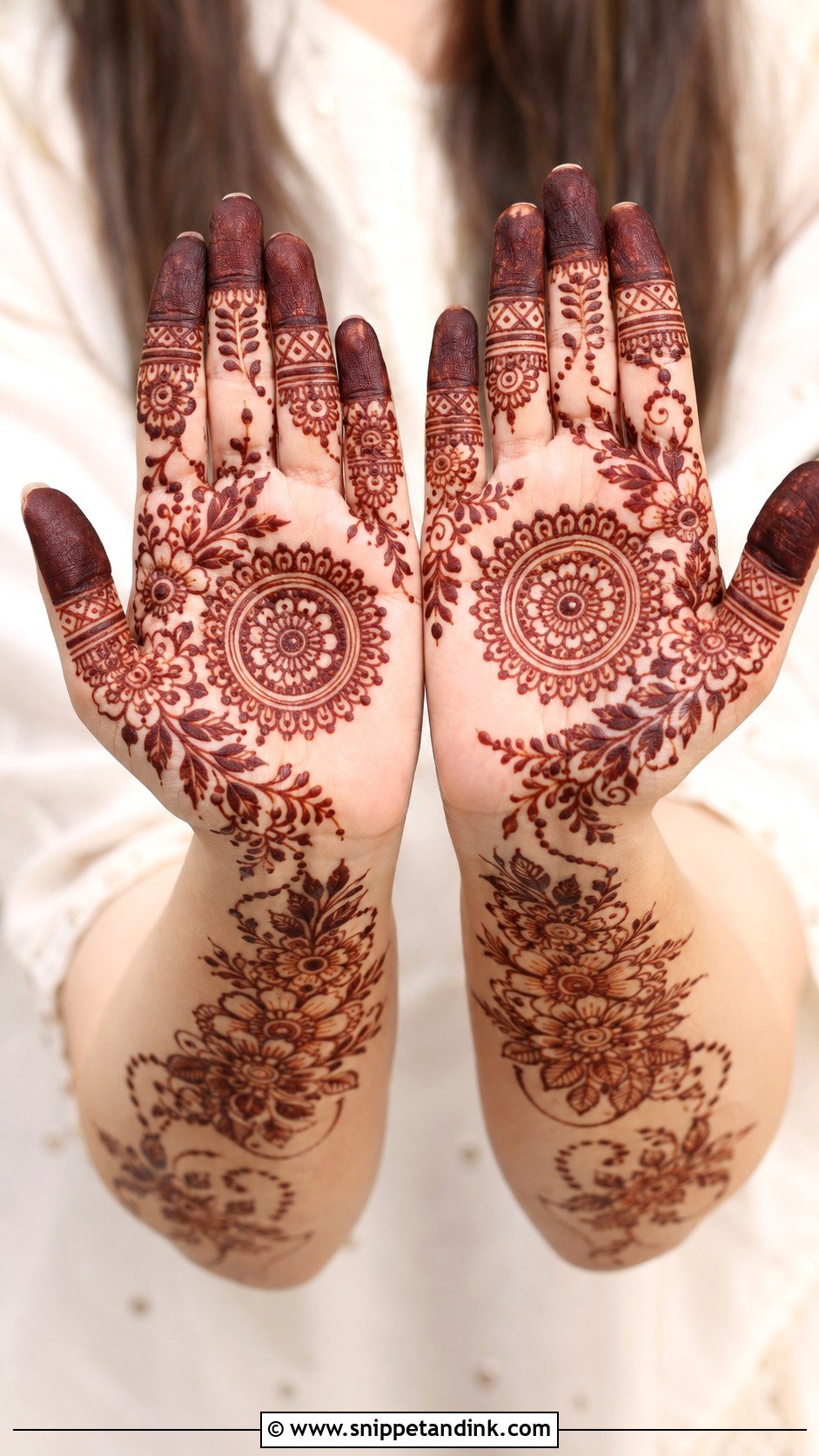 Full Hand Eid Mehndi Design - Snippet and Ink - 35 Latest Full Hand Mehndi Designs