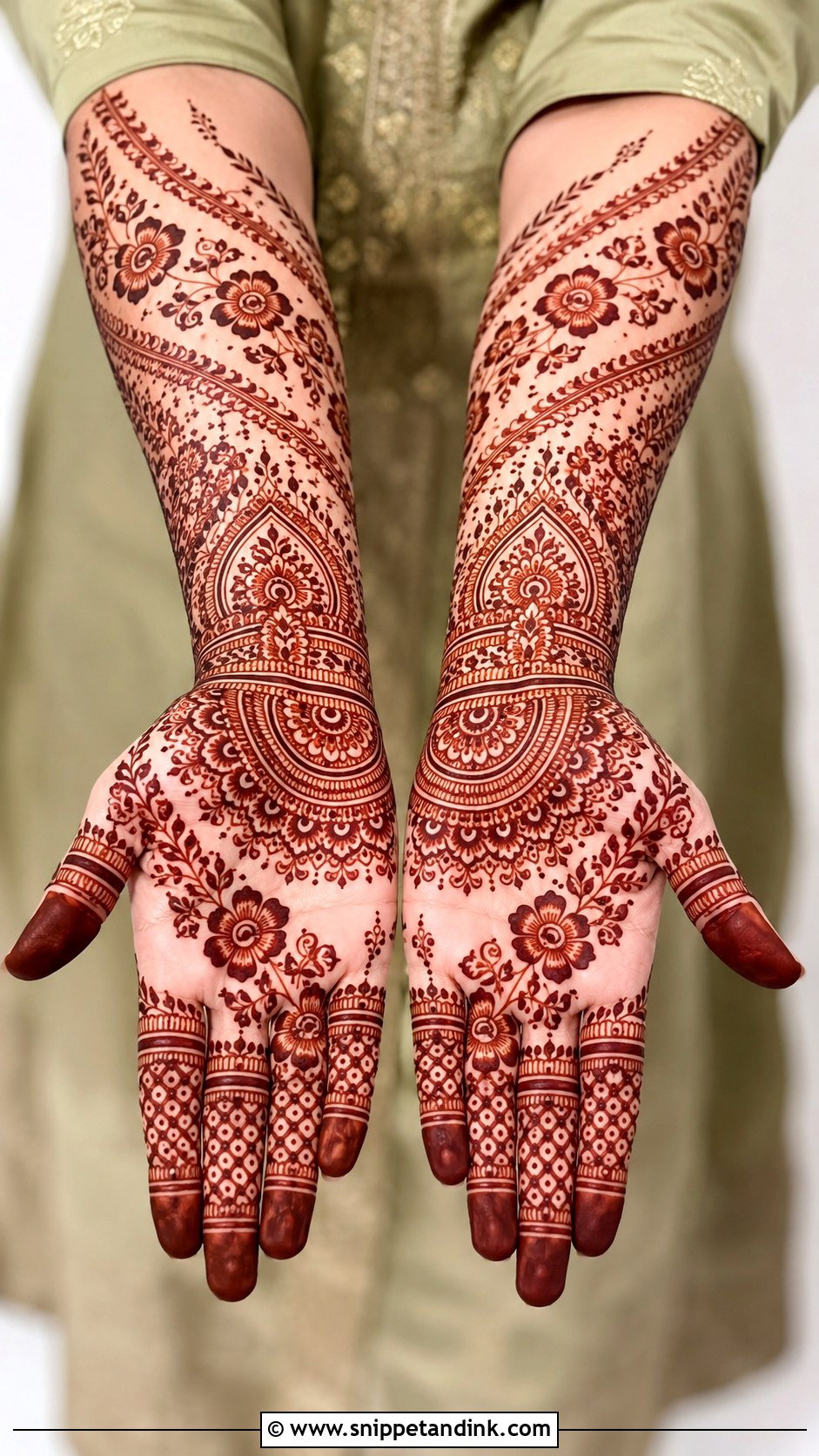 Full Hand Finger Mehndi Design - Snippet and Ink - 35 Latest Full Hand Mehndi Designs