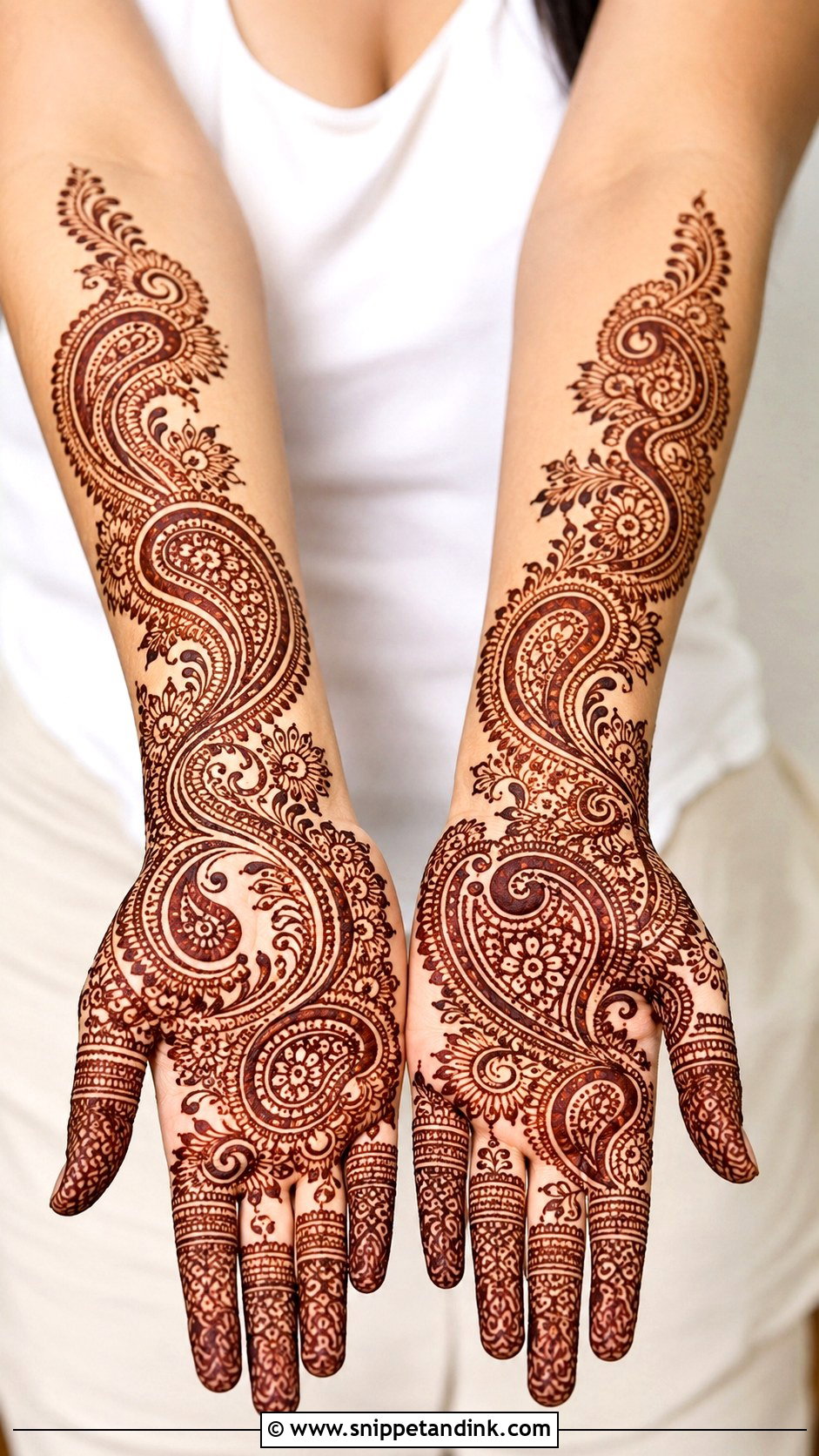 Full Hand Paisley Mehndi Design - Snippet and Ink - 35 Full Hand Mehndi Designs