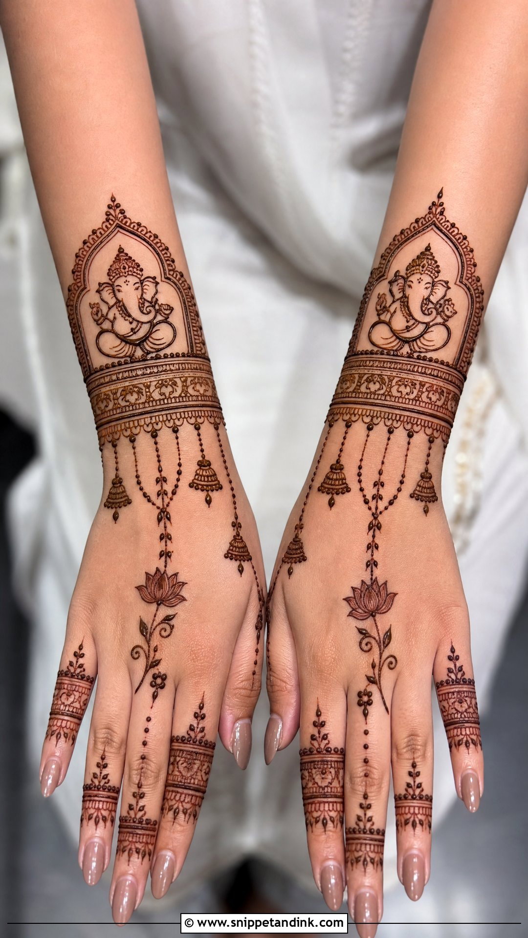 Ganpati Bappa Wrist Mehndi Design - Snippet and Ink - 20 Ganpati Bappa Mehndi Design Ideas