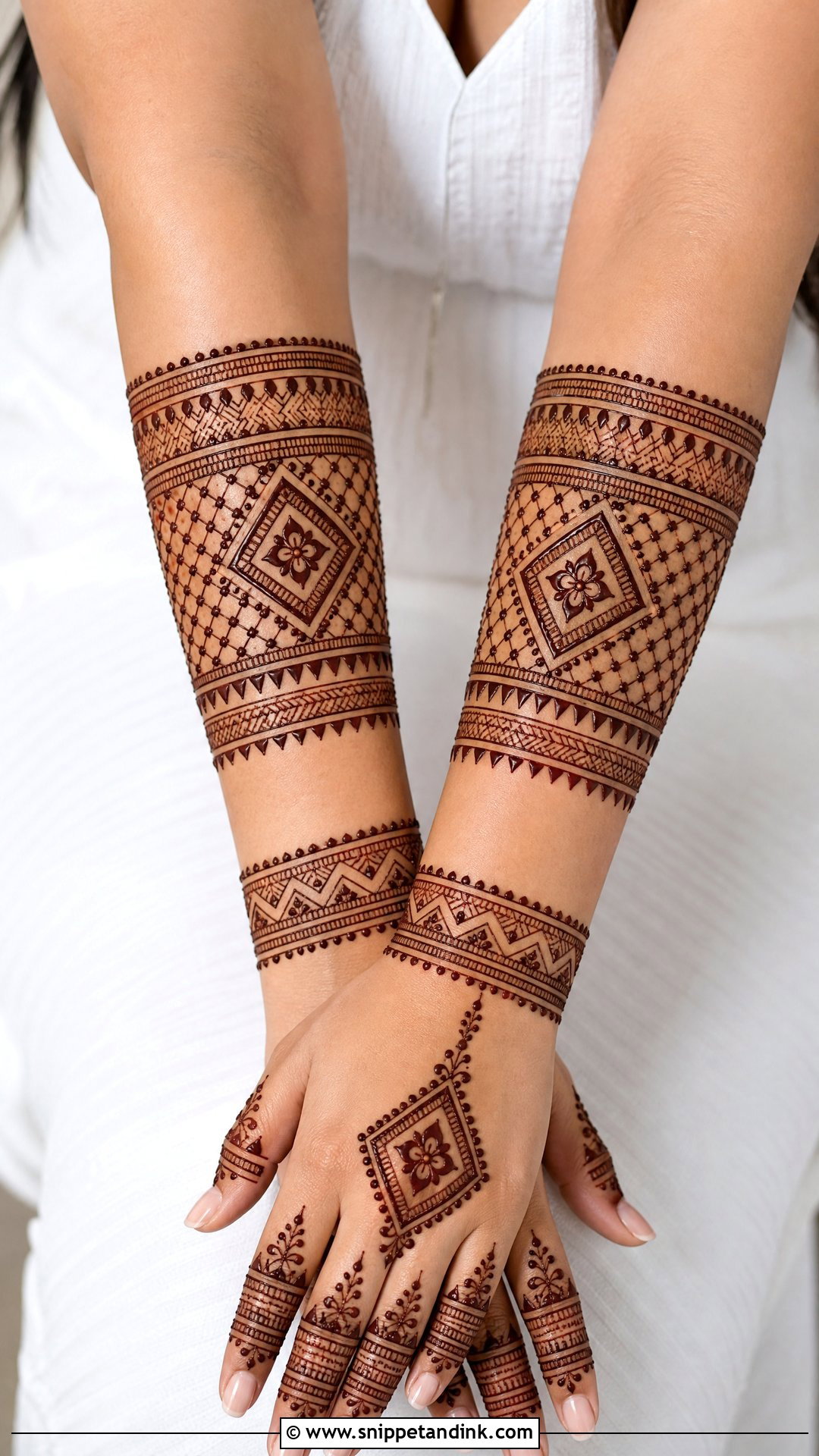 Geometric Bajuband Mehndi Design - Snippet and Ink - 20 Bajuband Mehndi Design Ideas