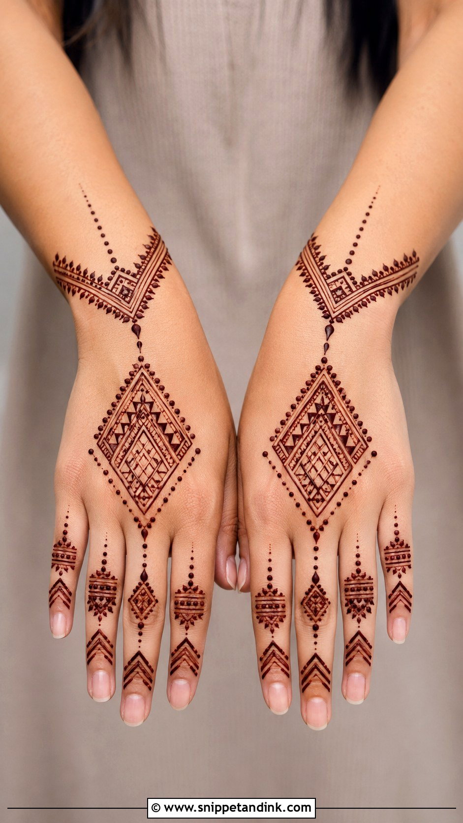 Geometric Mehndi Design - Snippet and Ink - 35 New Style Mehndi Design Ideas