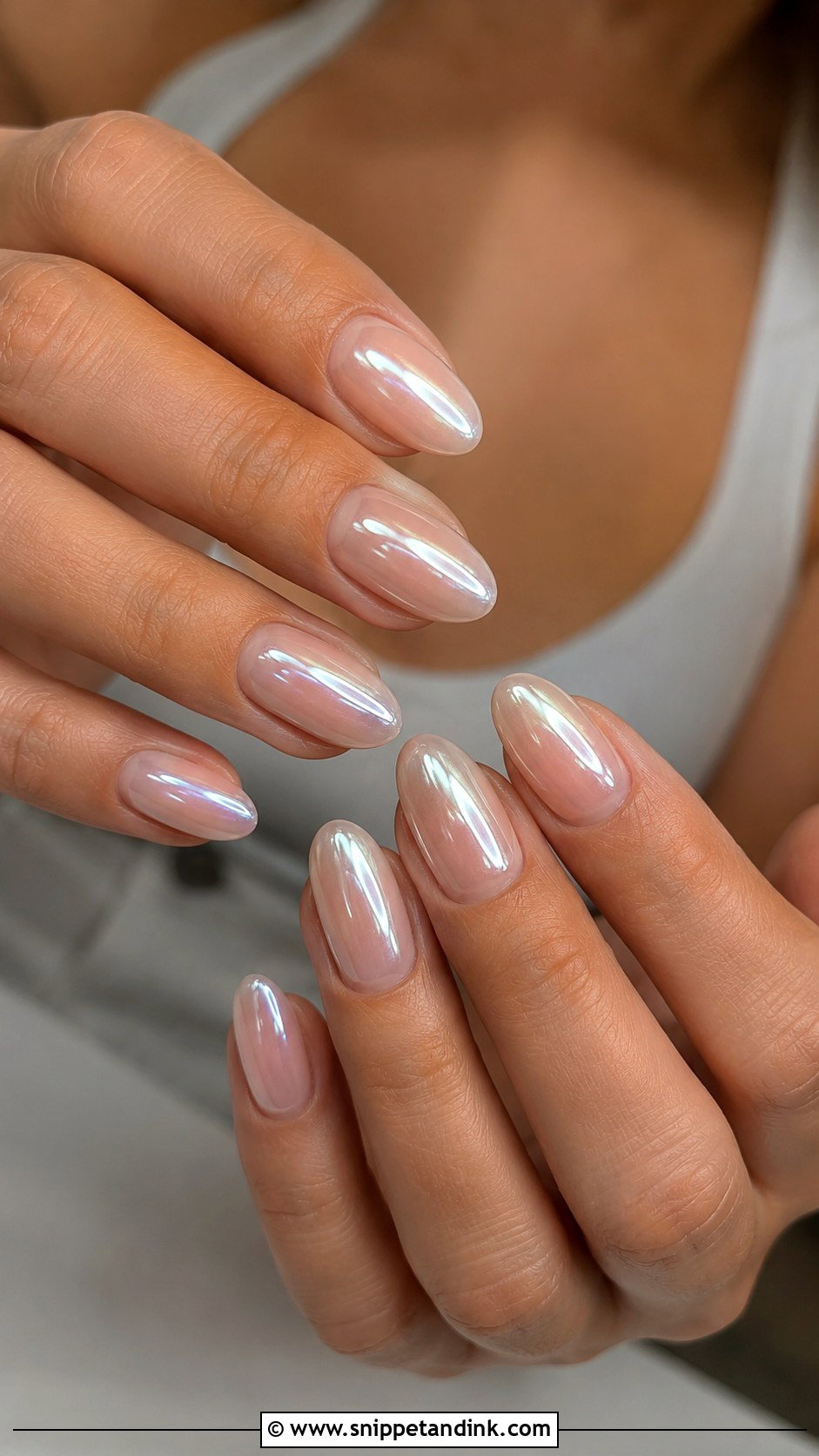 Glazed Donut Chrome Wedding Nails - Snippet and Ink - 20 Chrome Nails for Wedding