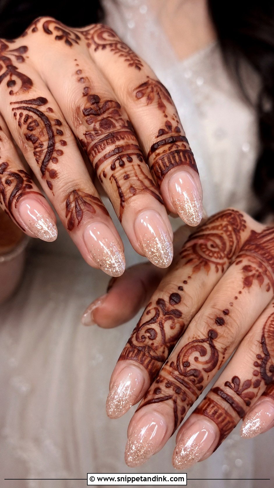 Glitter Ombre Bridal Nails With Mehendi - Snippet and Ink - 20 Bridal Nails with Mehendi