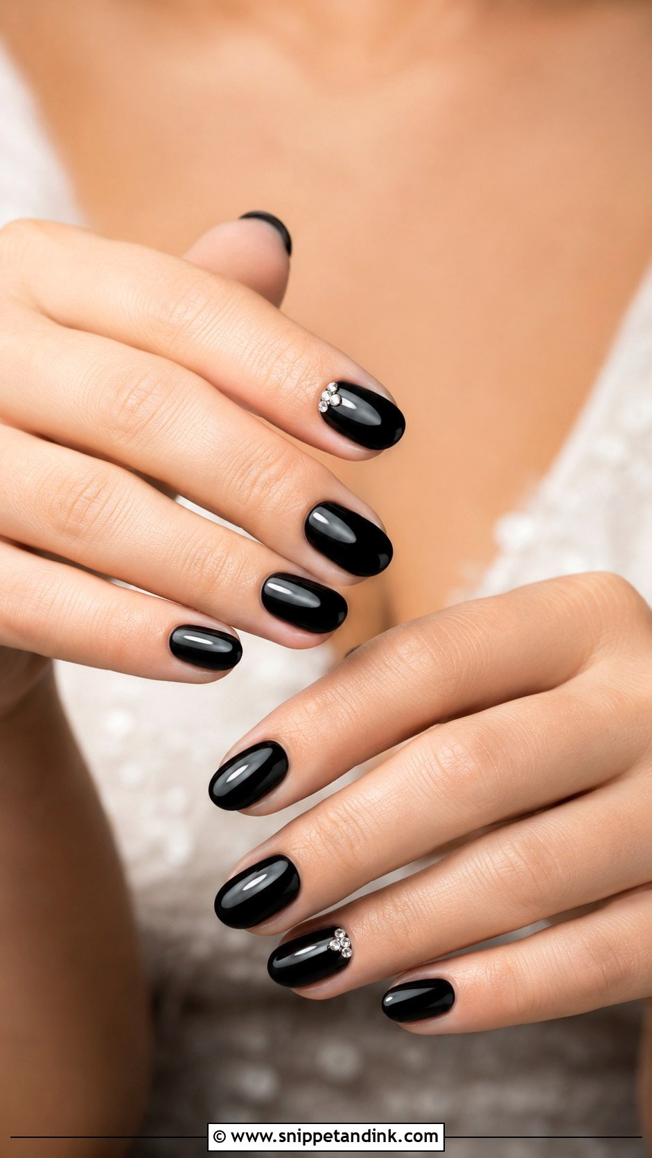 Glossy Black Bridal Nails - Snippet and Ink - 20 Dark Bridal Nails