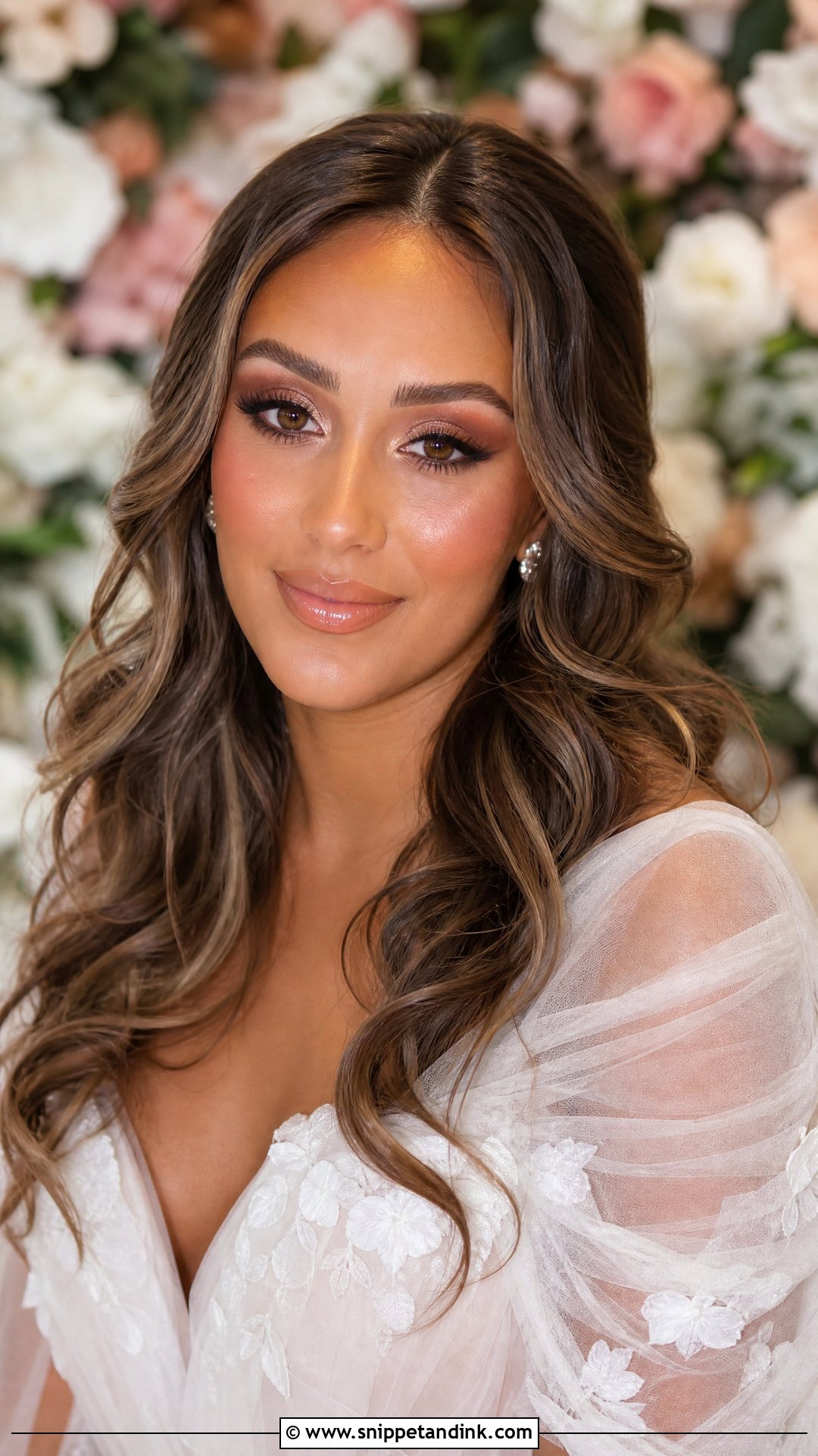 Glowy Bridal Makeup - Snippet and Ink - 20 Wedding Makeup Inspo Ideas