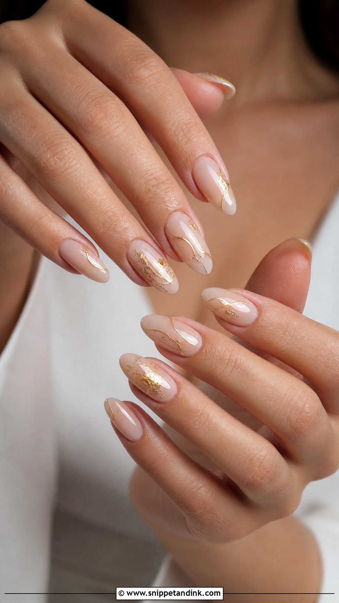 Gold Accent Bridesmaid Nails - Snippet and Ink - 20 Cute Bridesmaid Wedding Nails