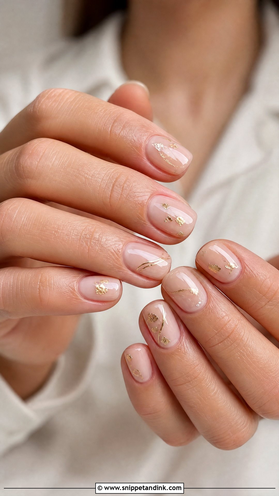 Gold Accent Short Bridal Nails - Snippet and Ink - 25 Short Bridal Nails