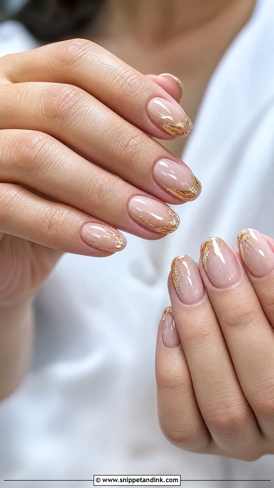Gold Accent Wedding Gel Nails - Snippet and Ink - 25 Wedding Gel Nails