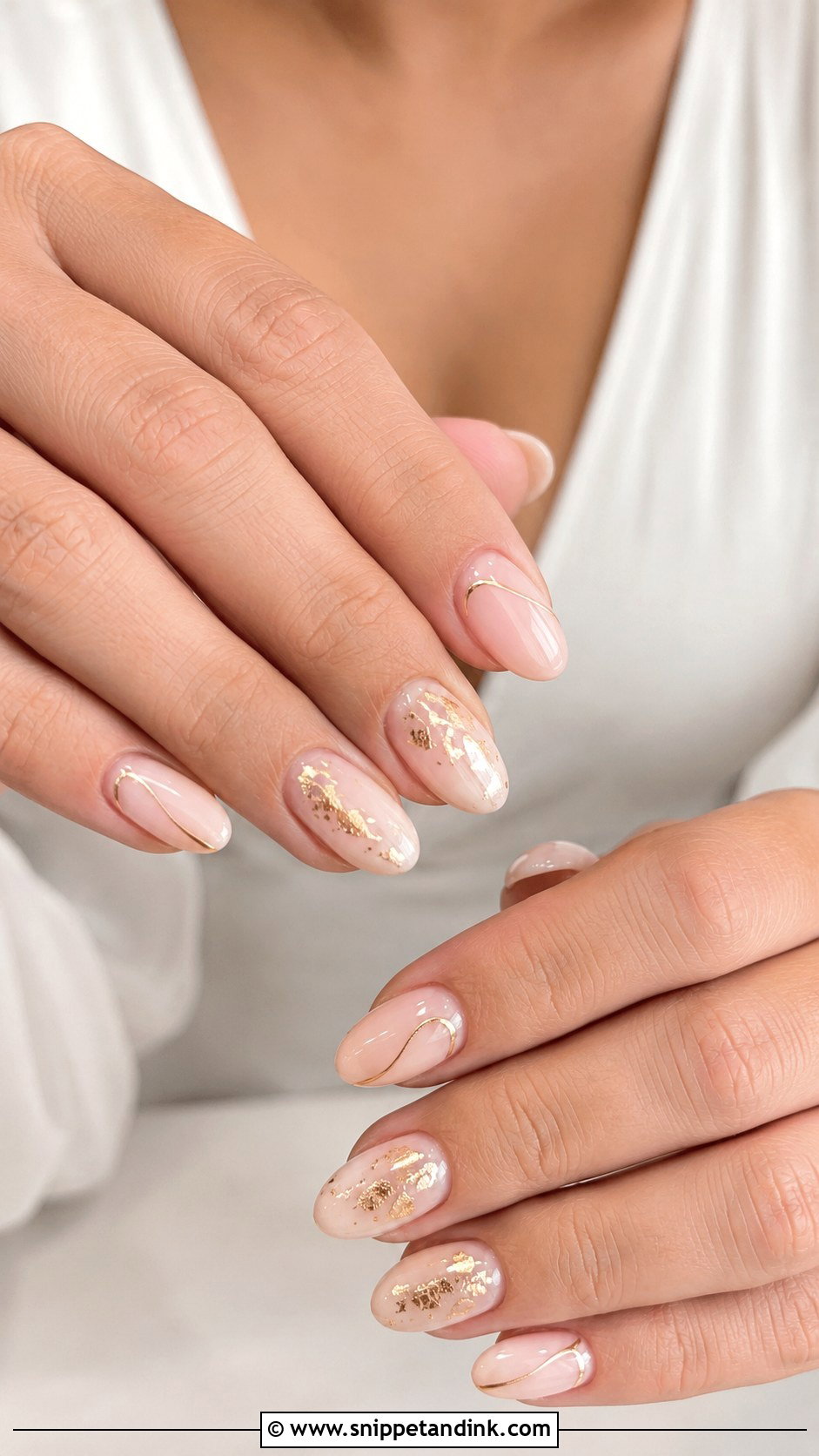 Gold Accent Wedding Nails - Snippet and Ink - 20 Easy Wedding Nails