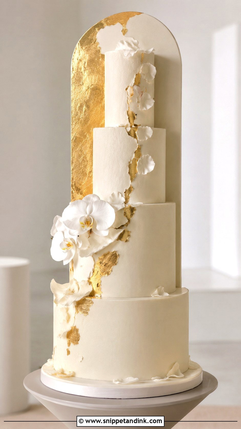 Gold Arch Wedding Cake - Snippet and Ink - 20 Cake Ideas with Gold for Wedding