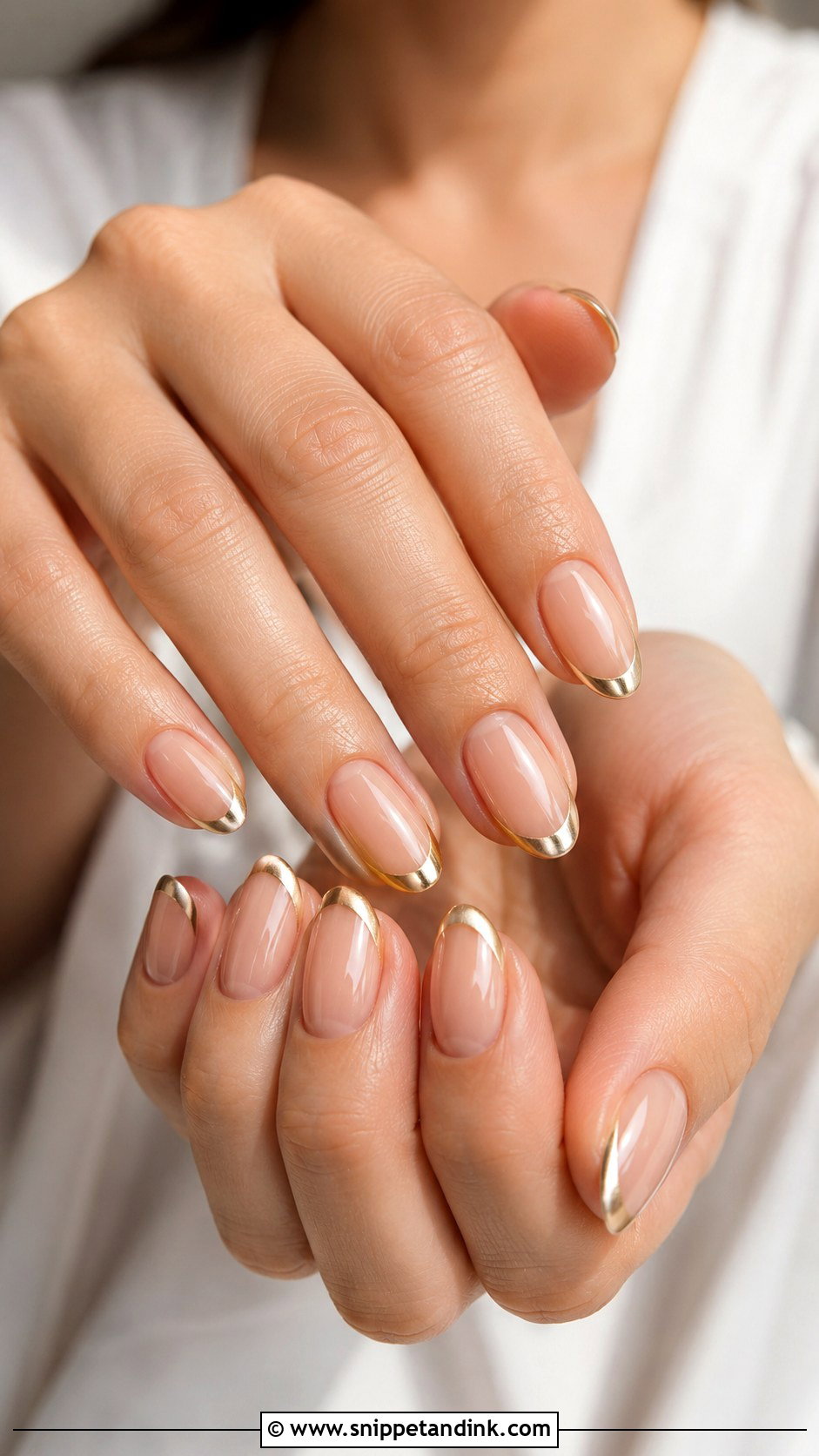 Gold Chrome Wedding Nails - Snippet and Ink - 20 Chrome Wedding Nails for Bride