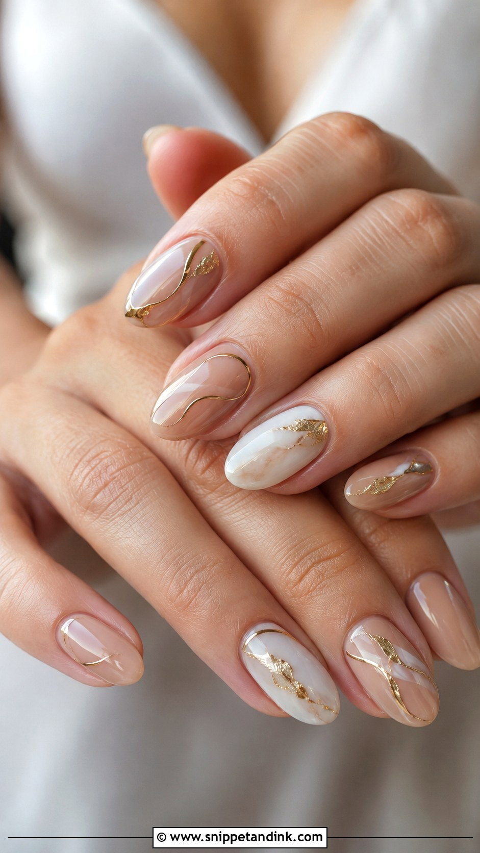 Gold Detail Wedding Nails - Snippet and Ink - 20 Nails for Bride Wedding Day 2025