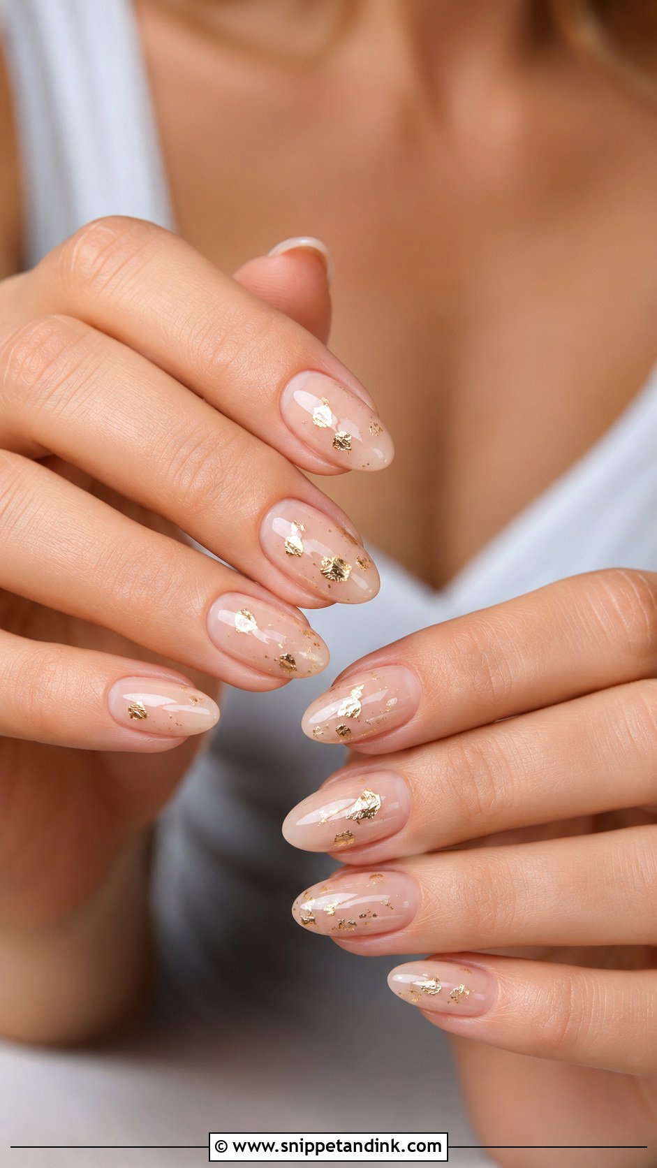Gold Foil Bridesmaid Nails - Snippet and Ink - 20 Summer Bridesmaid Nails