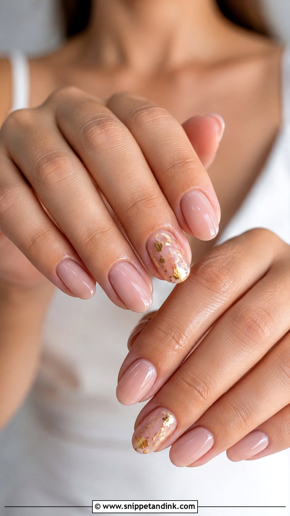 Gold Foil Maid Of Honor Nails - Snippet and Ink - 20 Maid of Honor Nails Ideas Wedding Day