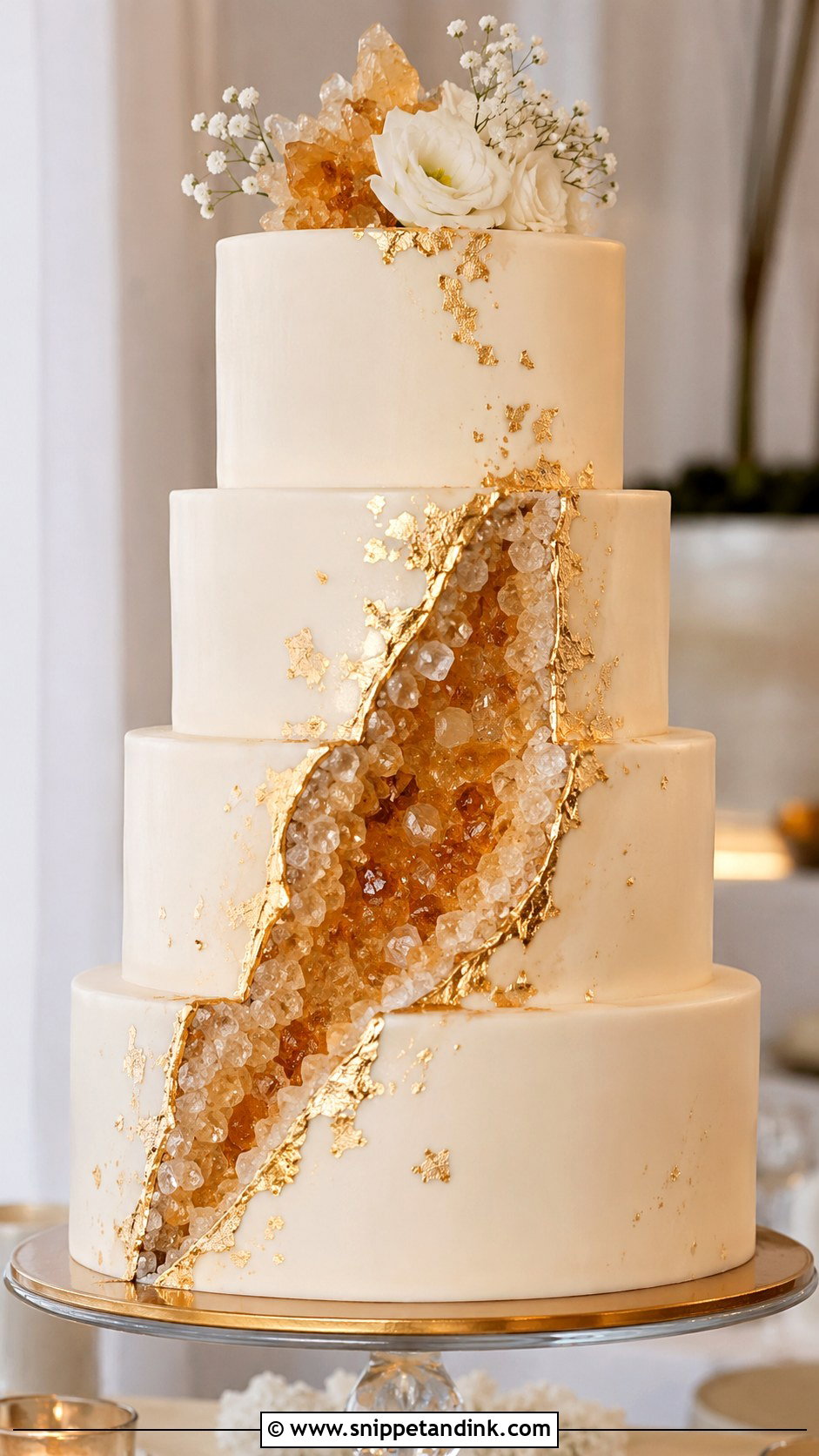 Gold Geode Wedding Cake - Snippet and Ink - 20 Cake Ideas with Gold for Wedding