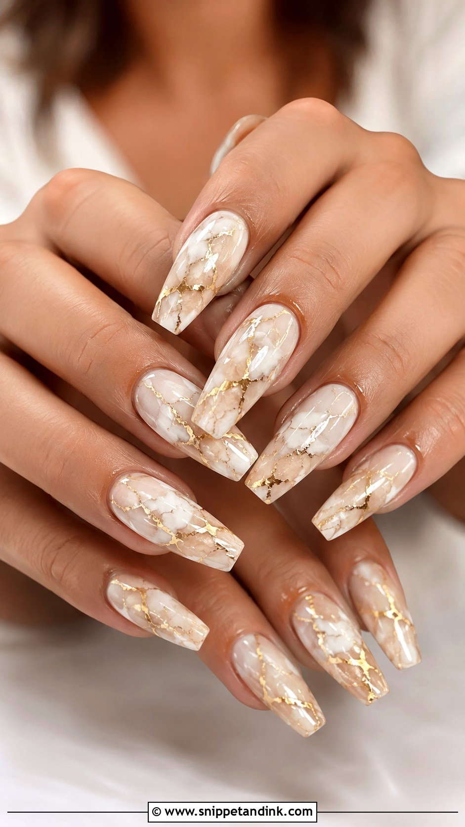 Gold Marble Wedding Nails - Snippet and Ink - 20 Gold Wedding Nails for Bride