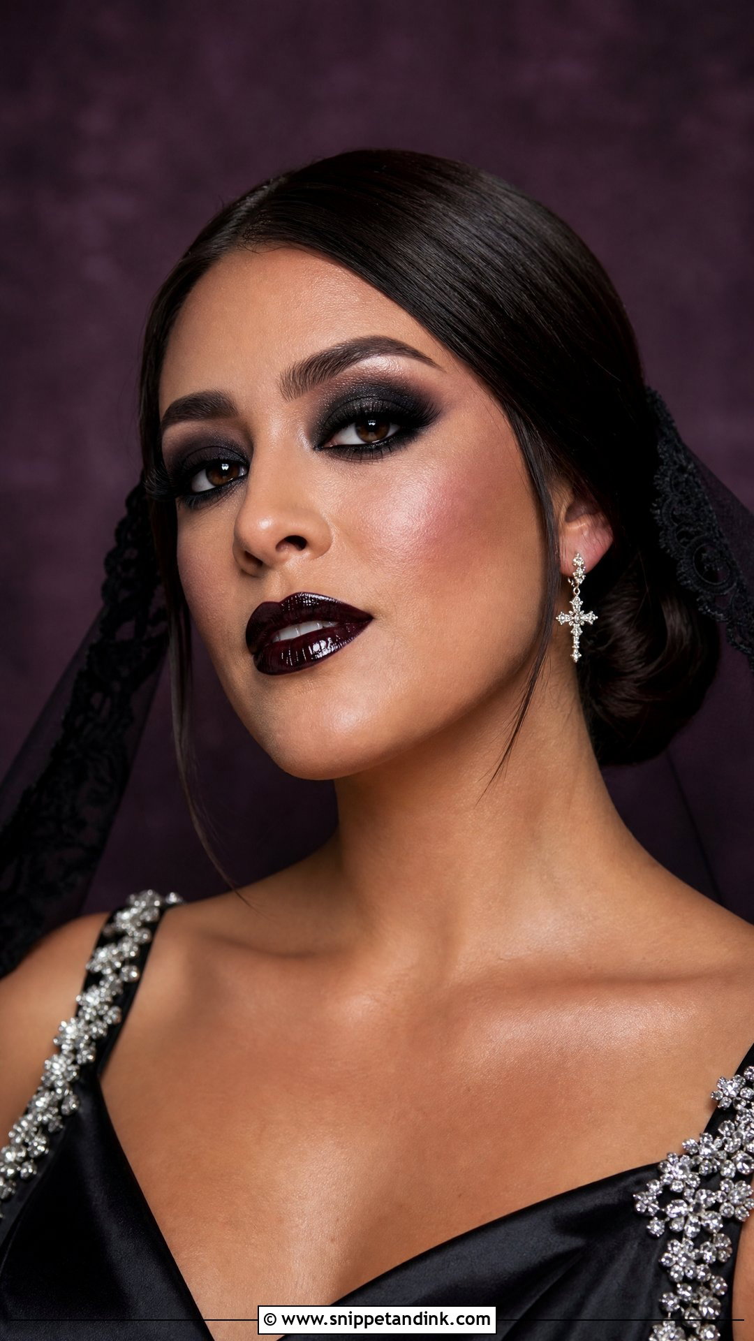 Gothic Glam Wedding Makeup - Snippet and Ink - 25 Goth Wedding Makeup Ideas