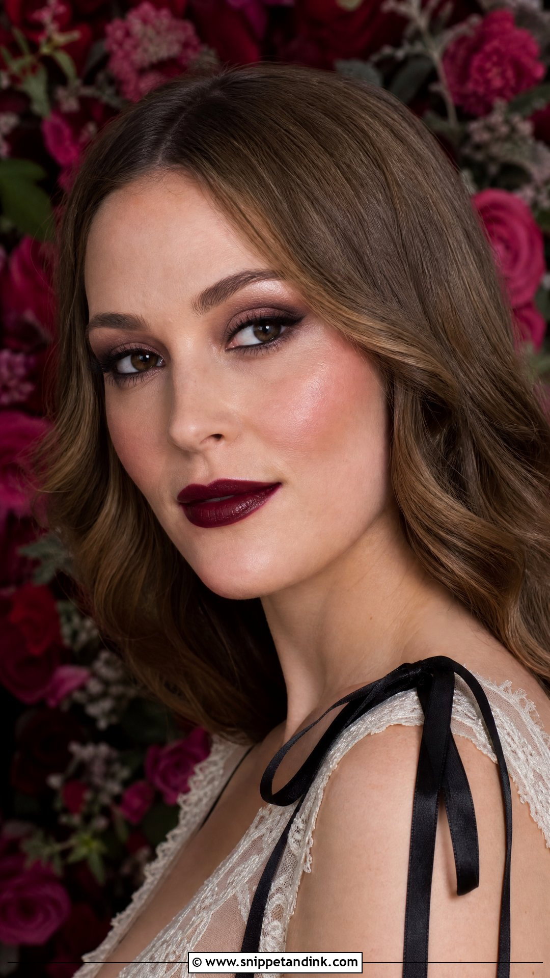 Gothic Wedding Makeup With Berry Lip - Snippet and Ink - 25 Gothic Wedding Makeup Ideas