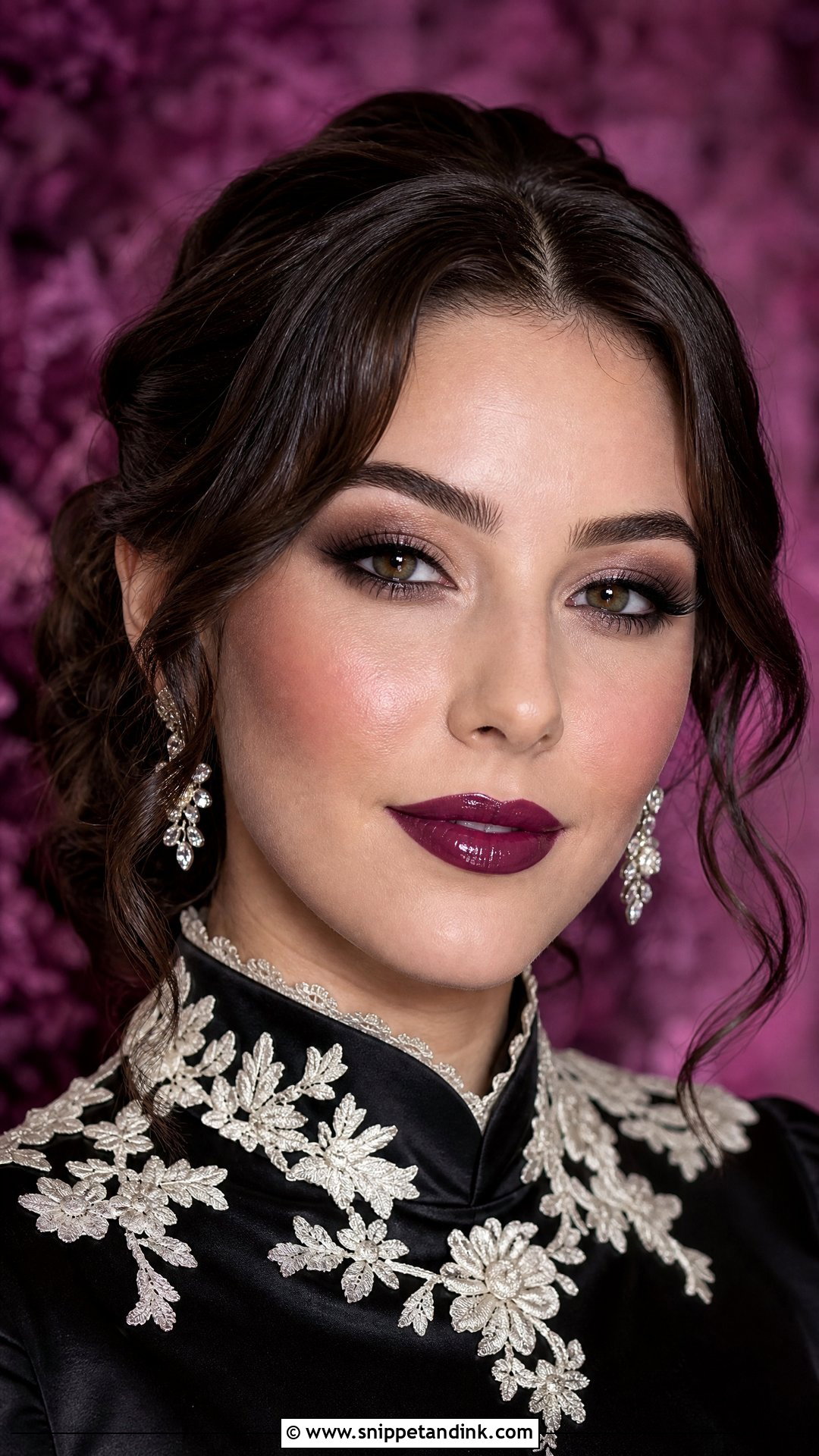 Gothic Wedding Makeup With Glossy Lips - Snippet and Ink - 25 Gothic Wedding Makeup Ideas