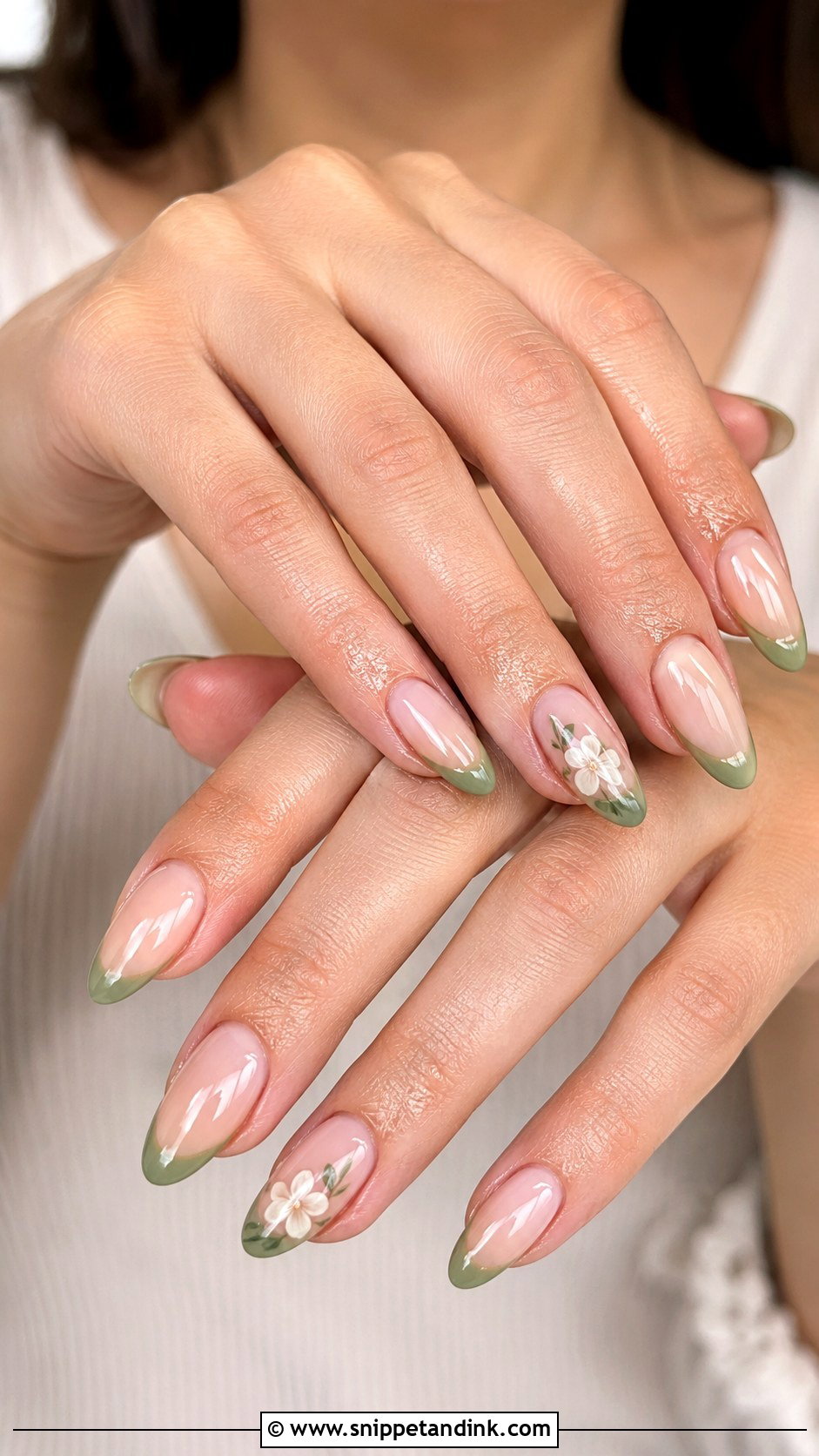 Green Almond Wedding Nails - Snippet and Ink - 20 Green Wedding Nails for Bride