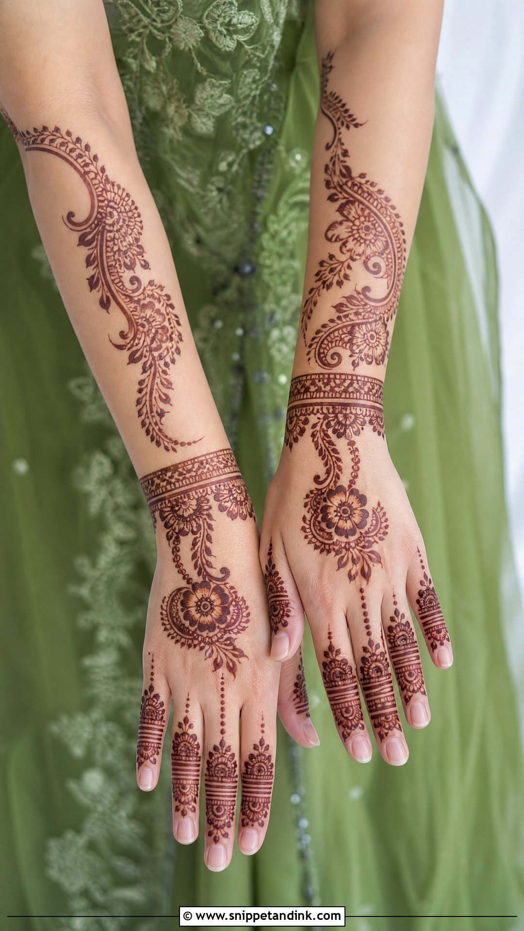 Green Cape Mehendi Outfit For Bride - Snippet and Ink - 25 Green Mehendi Outfits for Bride