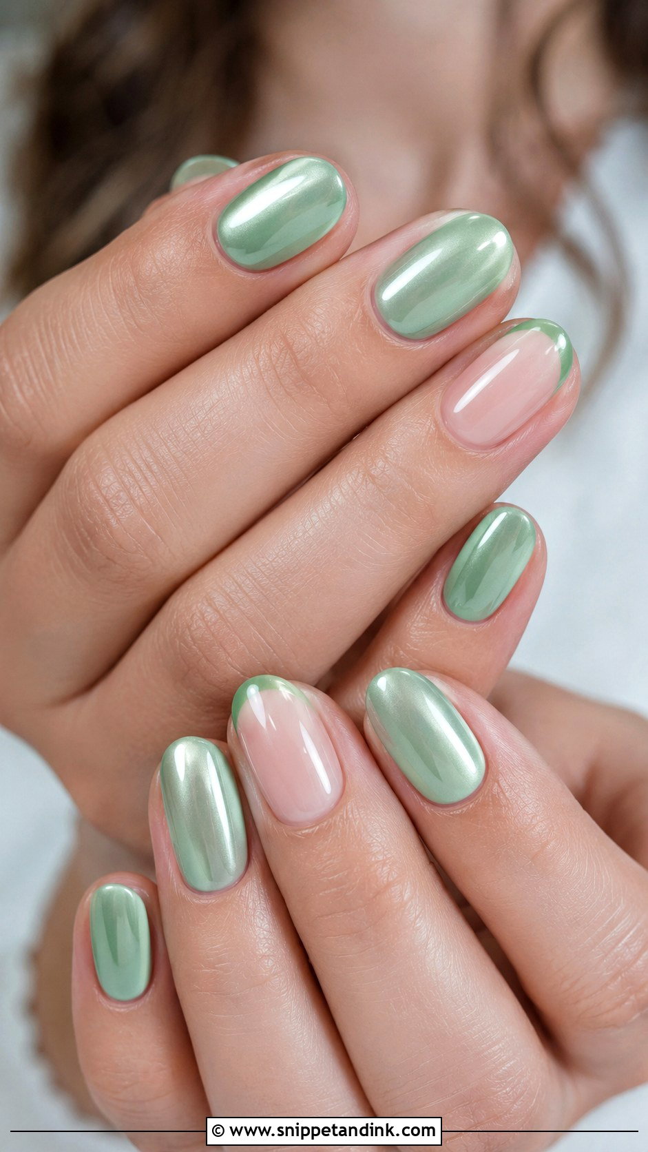 Green Chrome Wedding Nails - Snippet and Ink - 20 Green Nails for Wedding
