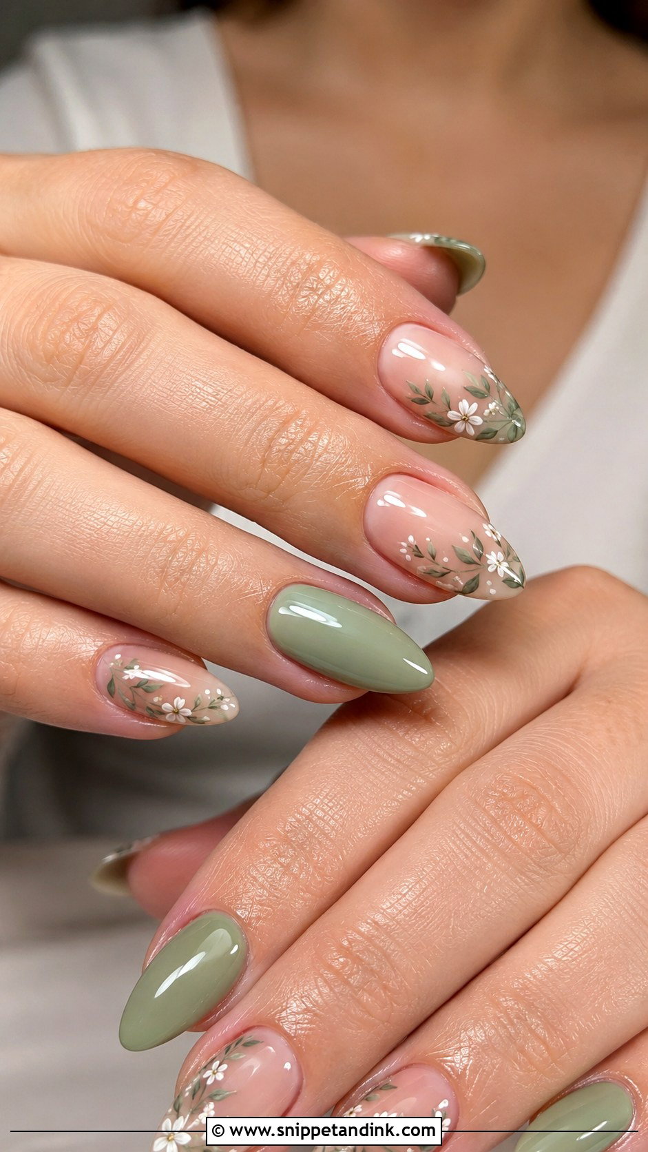Green Floral Wedding Nails - Snippet and Ink - 20 Green Wedding Nails for Bride