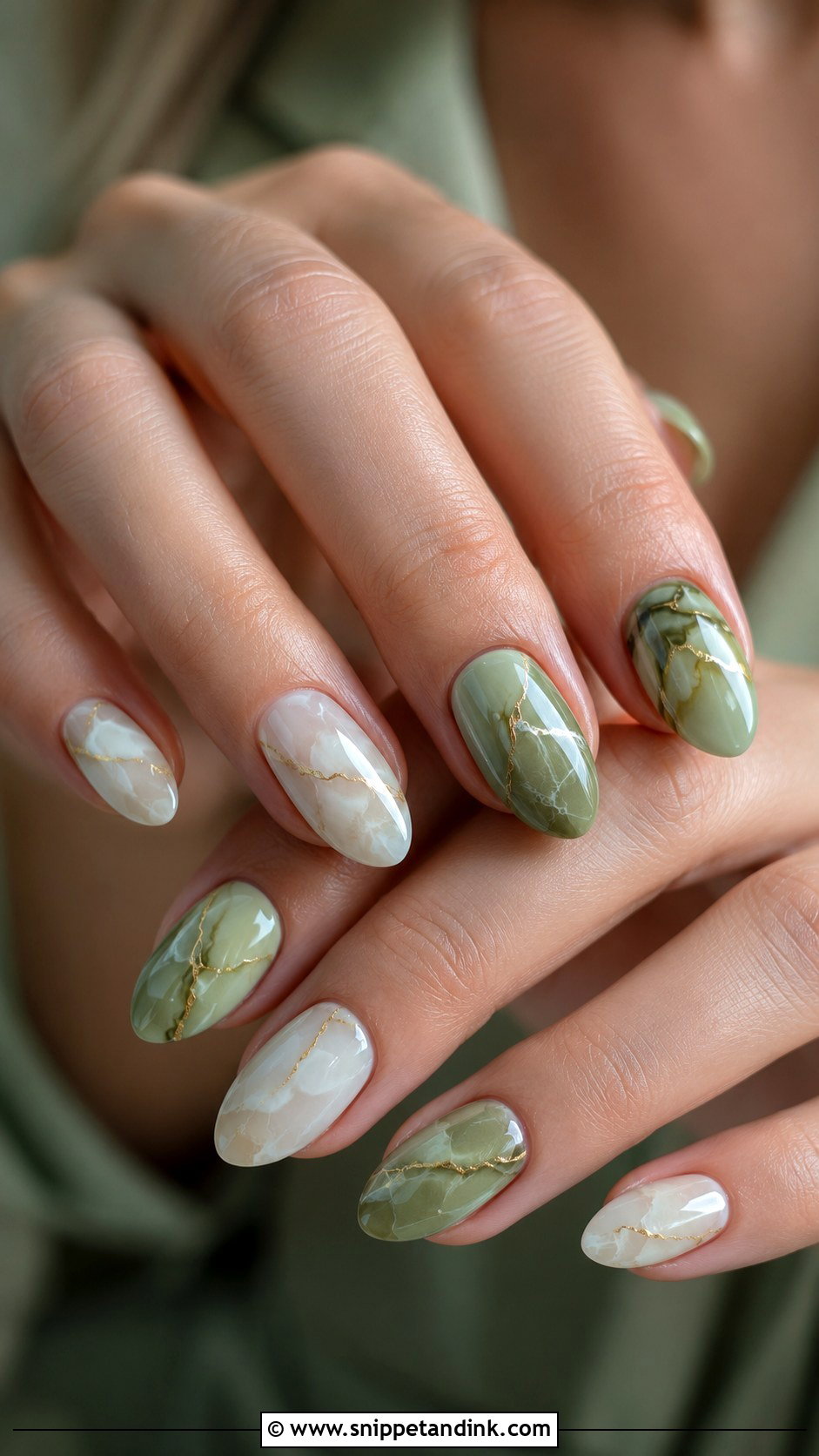 Green Marble Bridesmaid Nails - Snippet and Ink - 20 Green Bridesmaid Nails