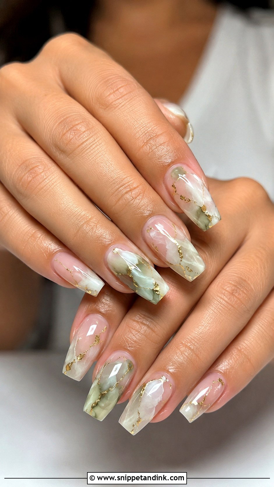 Green Marble Wedding Nails - Snippet and Ink - 20 Green Wedding Nails for Bride