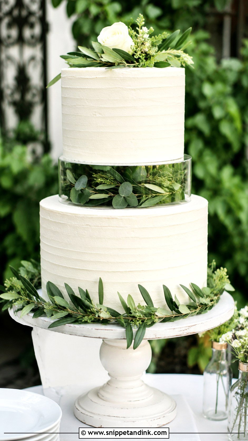 Greenery Wedding Cake Separator - Snippet and Ink - 25 Wedding Cake Separators