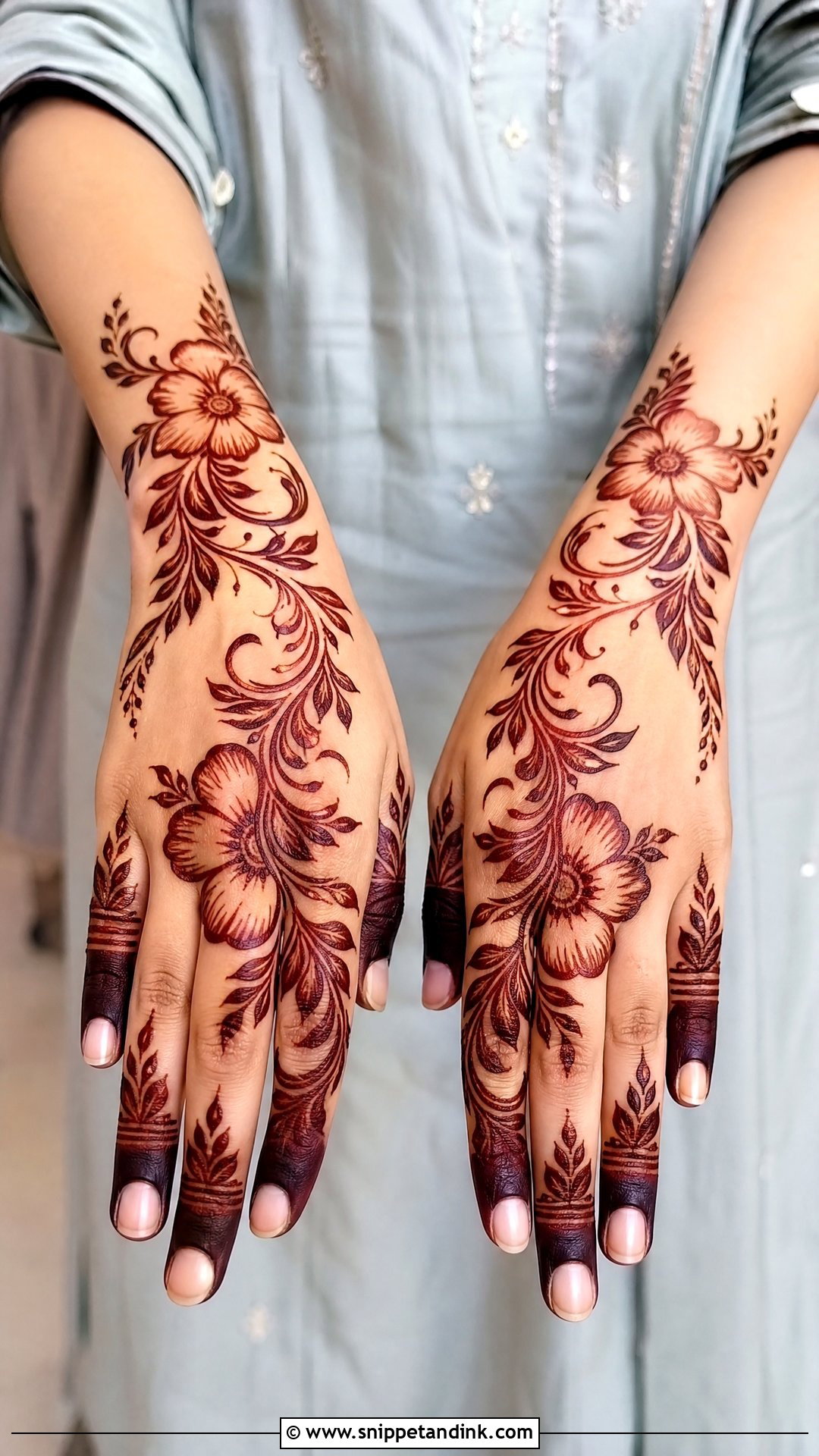 Groom Sister Gulf Mehndi Design - Snippet and Ink - 25 Groom Sister Mehndi Design Ideas