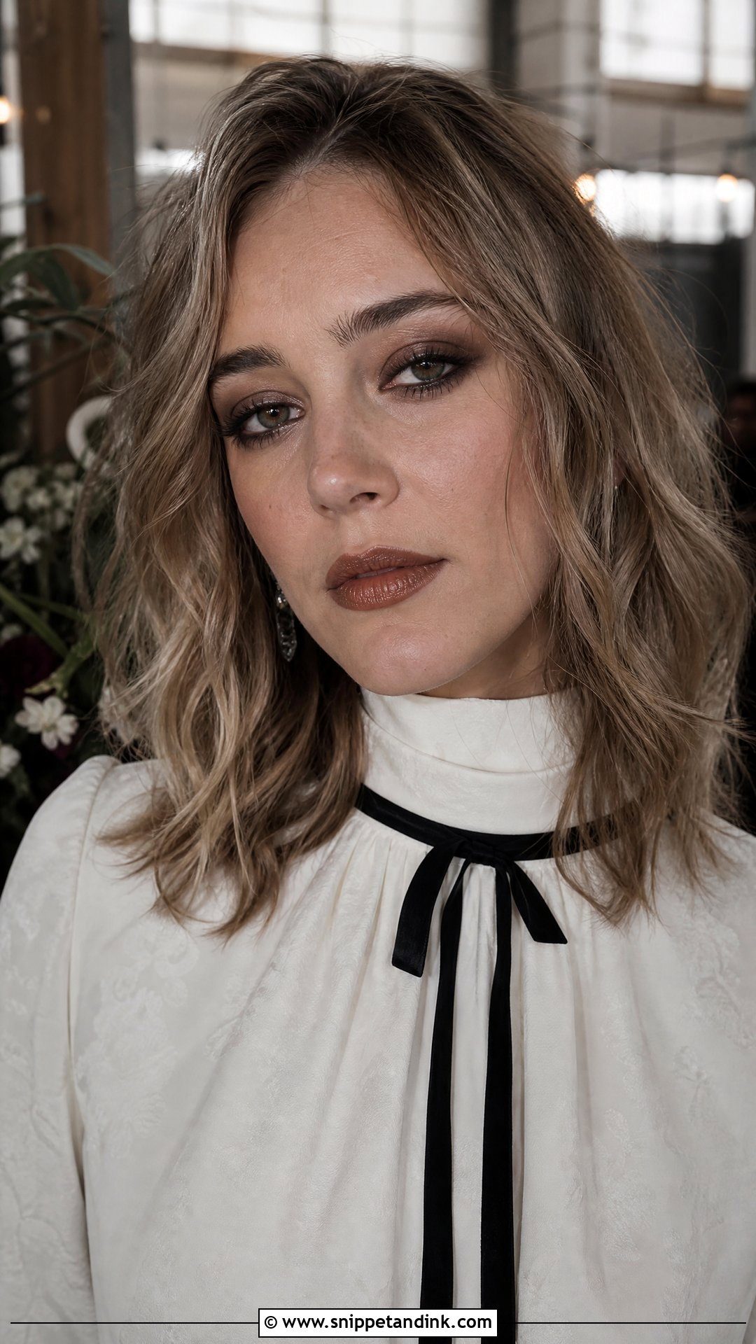 Grunge Wedding Makeup - Snippet and Ink - 25 Alternative Wedding Makeup Ideas
