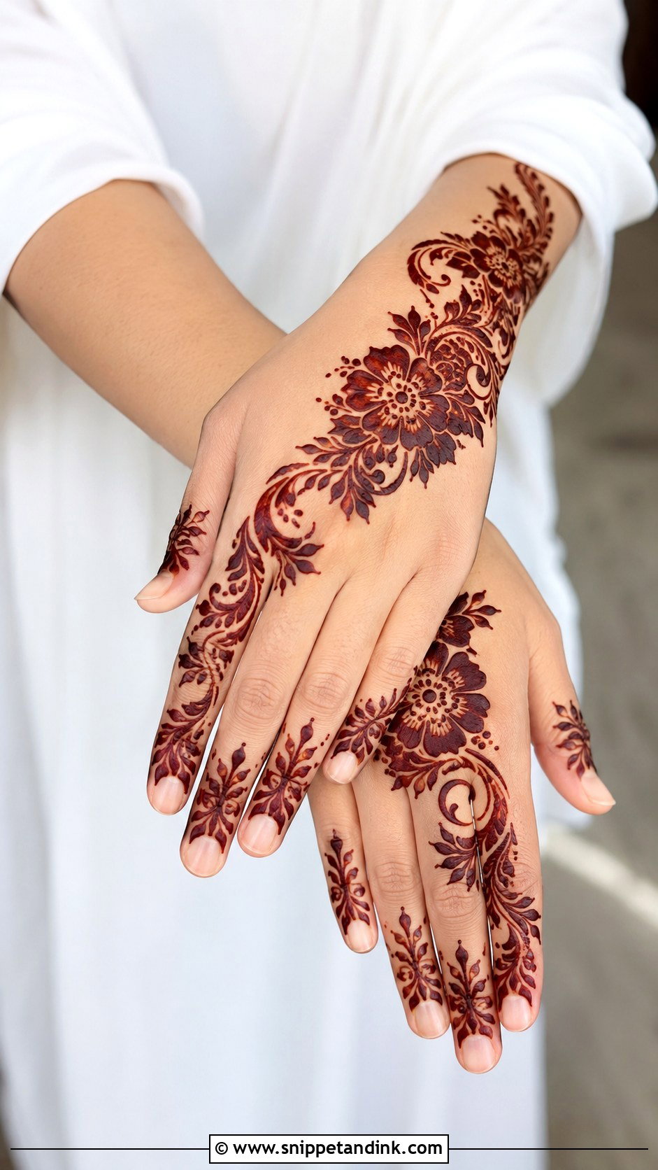 Gulf Back Hand Mehndi Design Simple - Snippet and Ink - 30 Simple Back Hand Mehndi Design Ideas