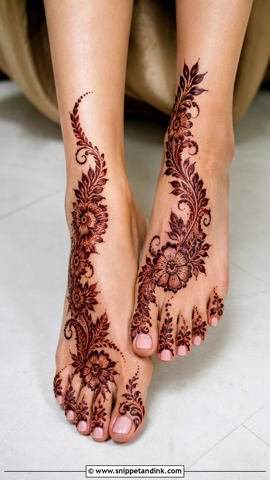 Gulf Bridal Foot Mehndi Design - Snippet and Ink - 30 Bridal Mehndi Designs for Foot