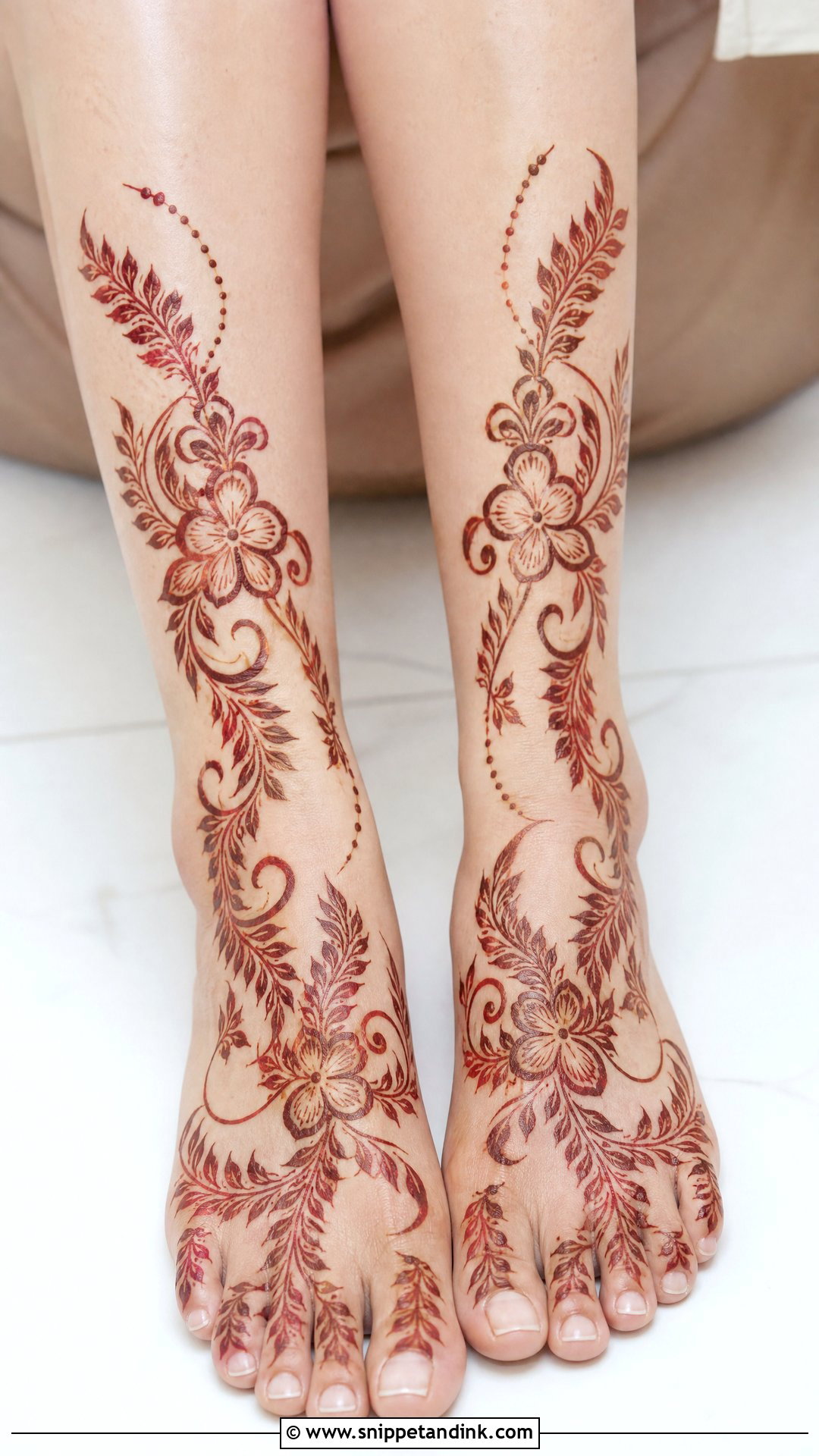 Gulf Bridal Leg Mehndi Design - Snippet and Ink - 20 Bride Lag Mehndi Design Ideas