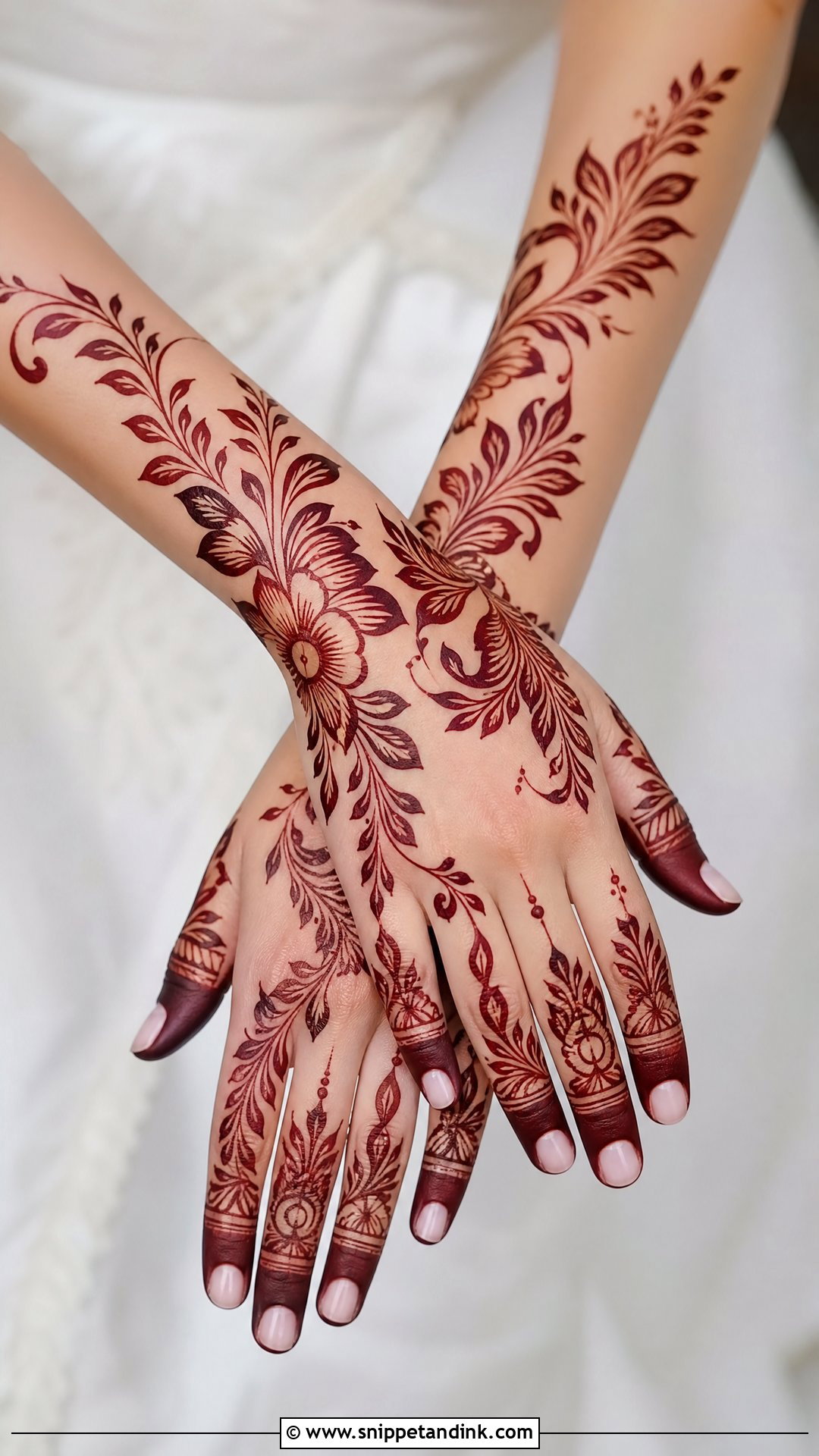 Gulf Bridal Mehandi Design - Snippet and Ink - 30 Latest Bridal Mehandi Designs