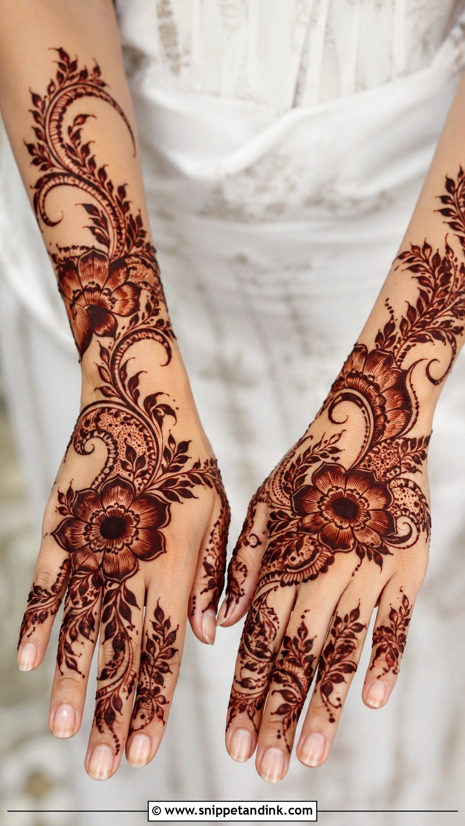 Gulf Bridal Mehndi Design - Snippet and Ink - 30 Latest Unique Bridal Mehndi Designs