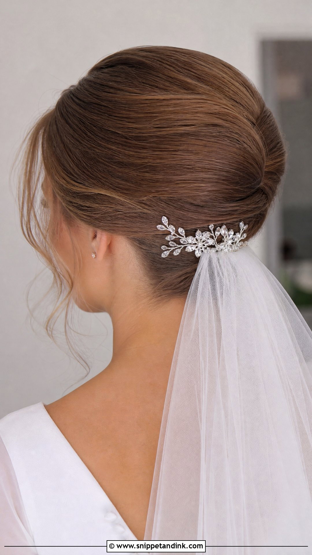 Hair Pins for a Veil and Updo Combo - Snippet and Ink - 20 Wedding Hair Pins