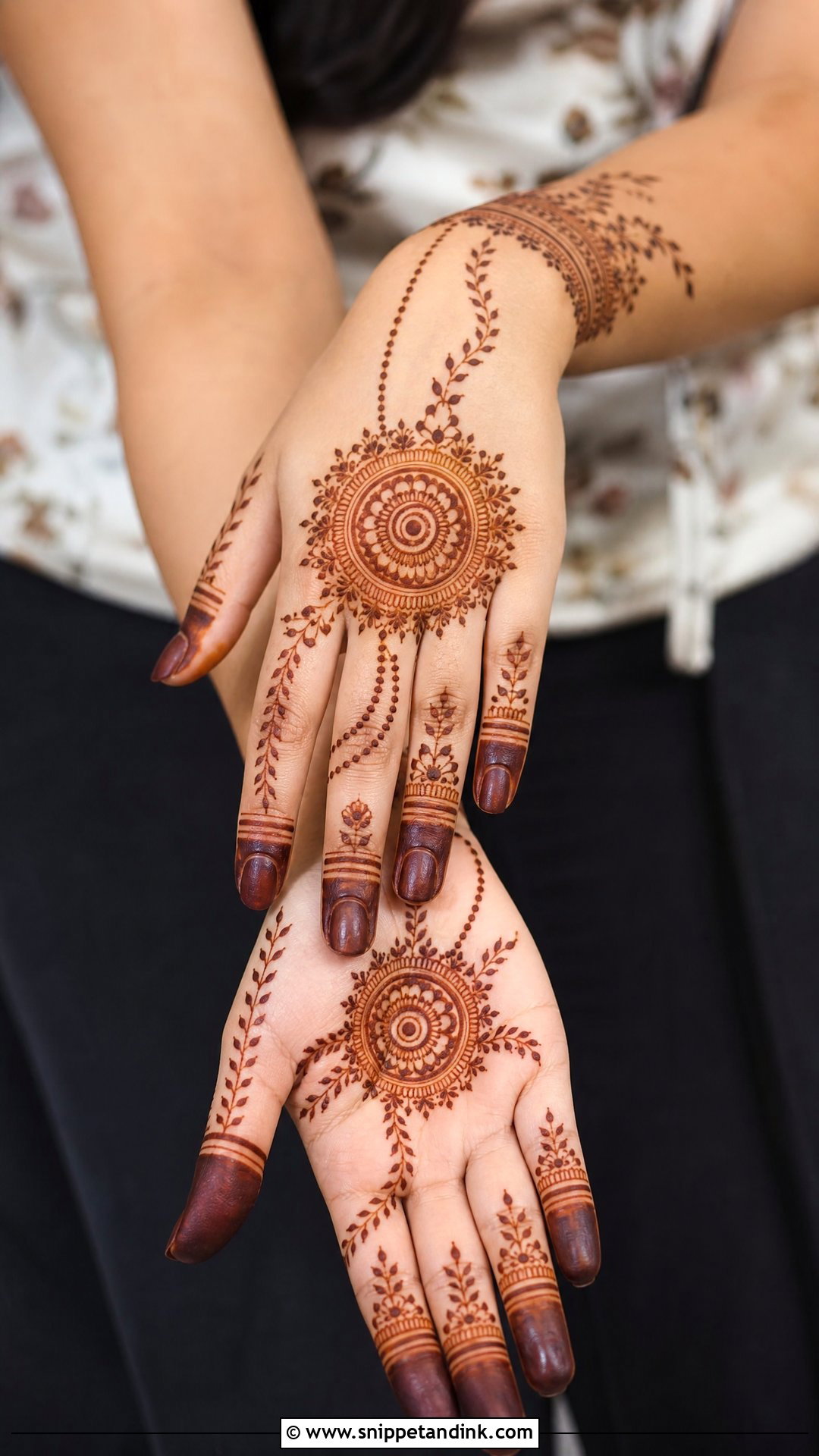 Half Bridal Mehndi Design For Long Fingers - Snippet and Ink - 25 Half Bridal Mehndi Designs