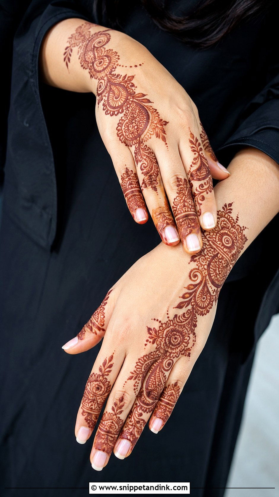 Half Hand Henna Mehndi Design - Snippet and Ink - 30 Henna Mehndi Designs