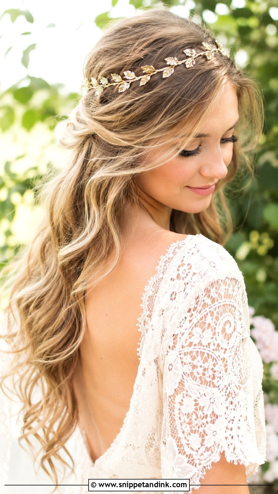 Half Up Boho Hair With Headband - Snippet and Ink - 25 Boho Half-Up Half-Down Wedding Hair Ideas