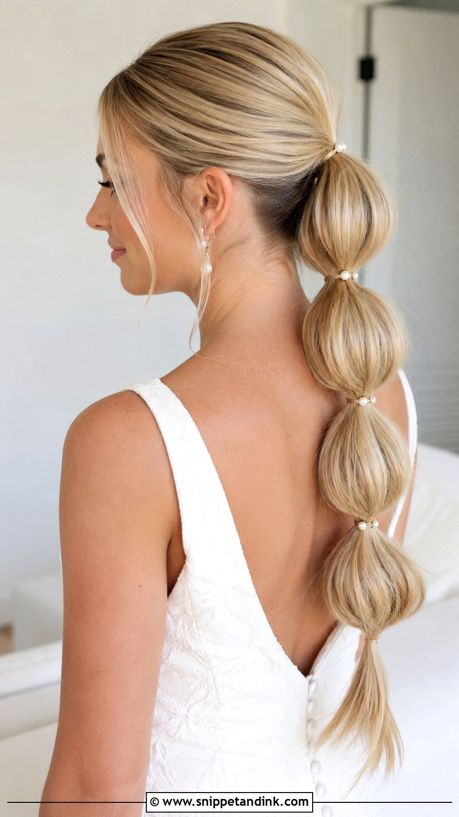 Half Up Bubble Ponytail for Brides - Snippet and Ink - 20 Half-Up Wedding Hair for Bride Ideas